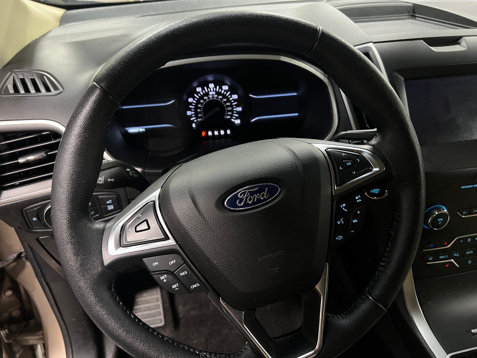 Thumbnail: 2020 Ford Edge - 4