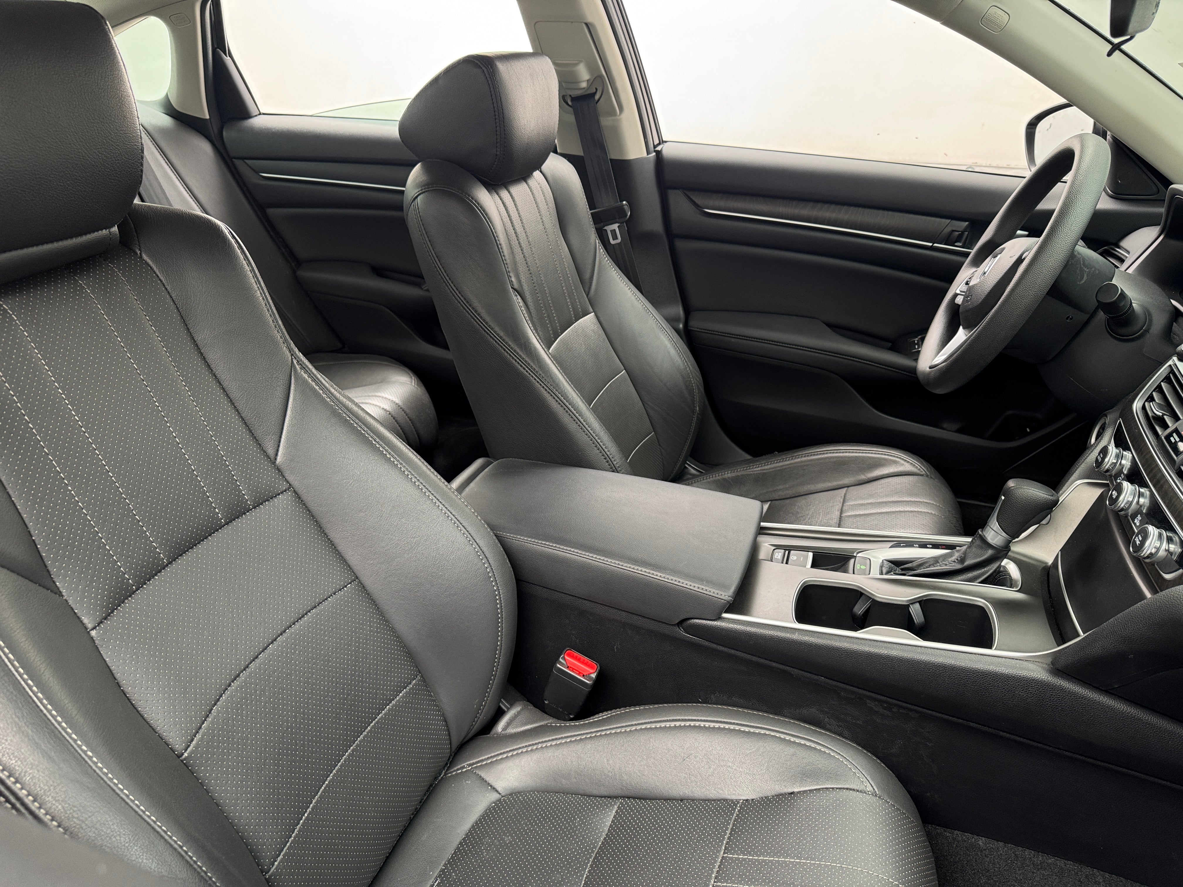 2020 Honda Accord EX 2