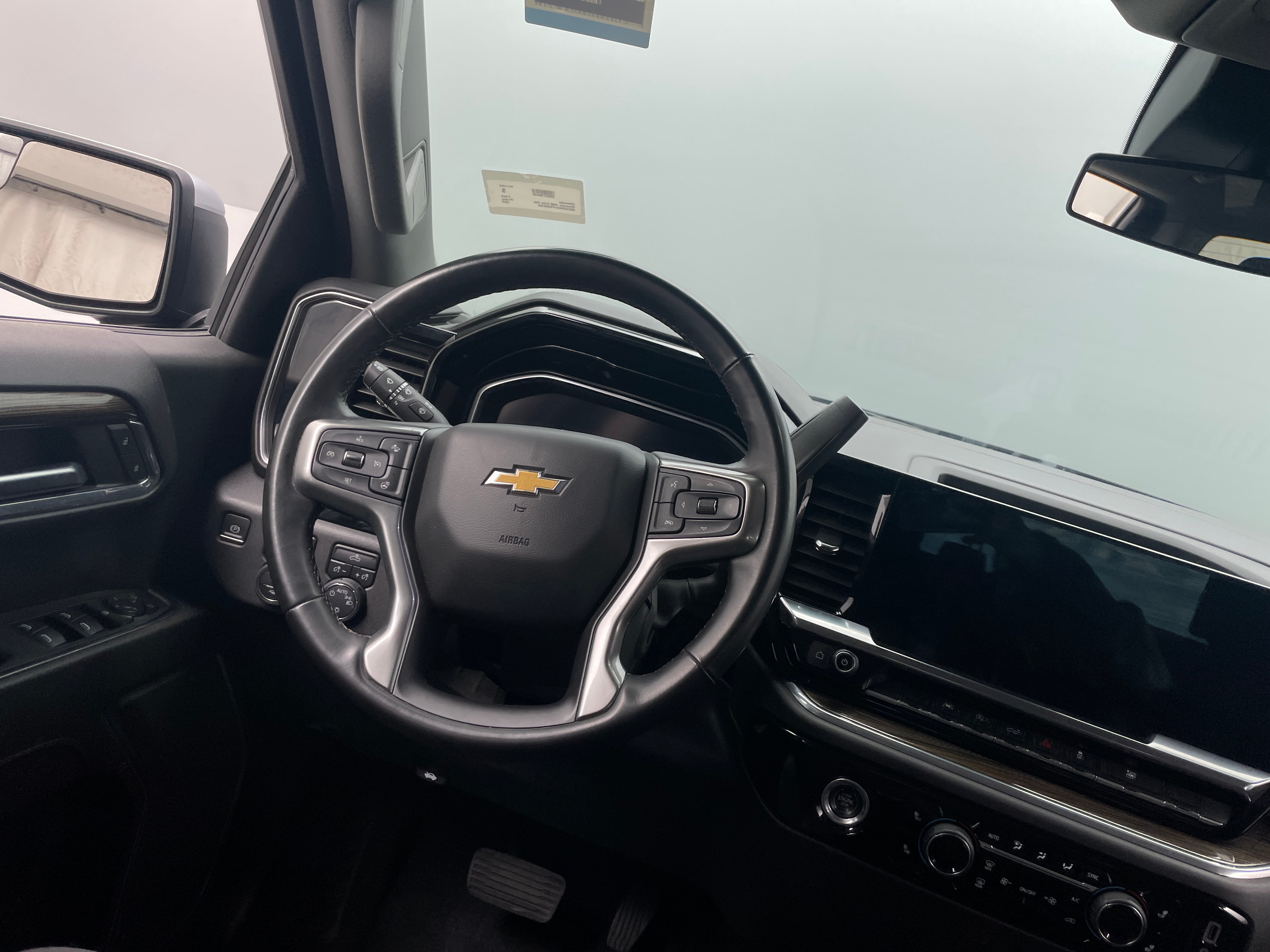 2023 Chevrolet Silverado 1500 LT 5