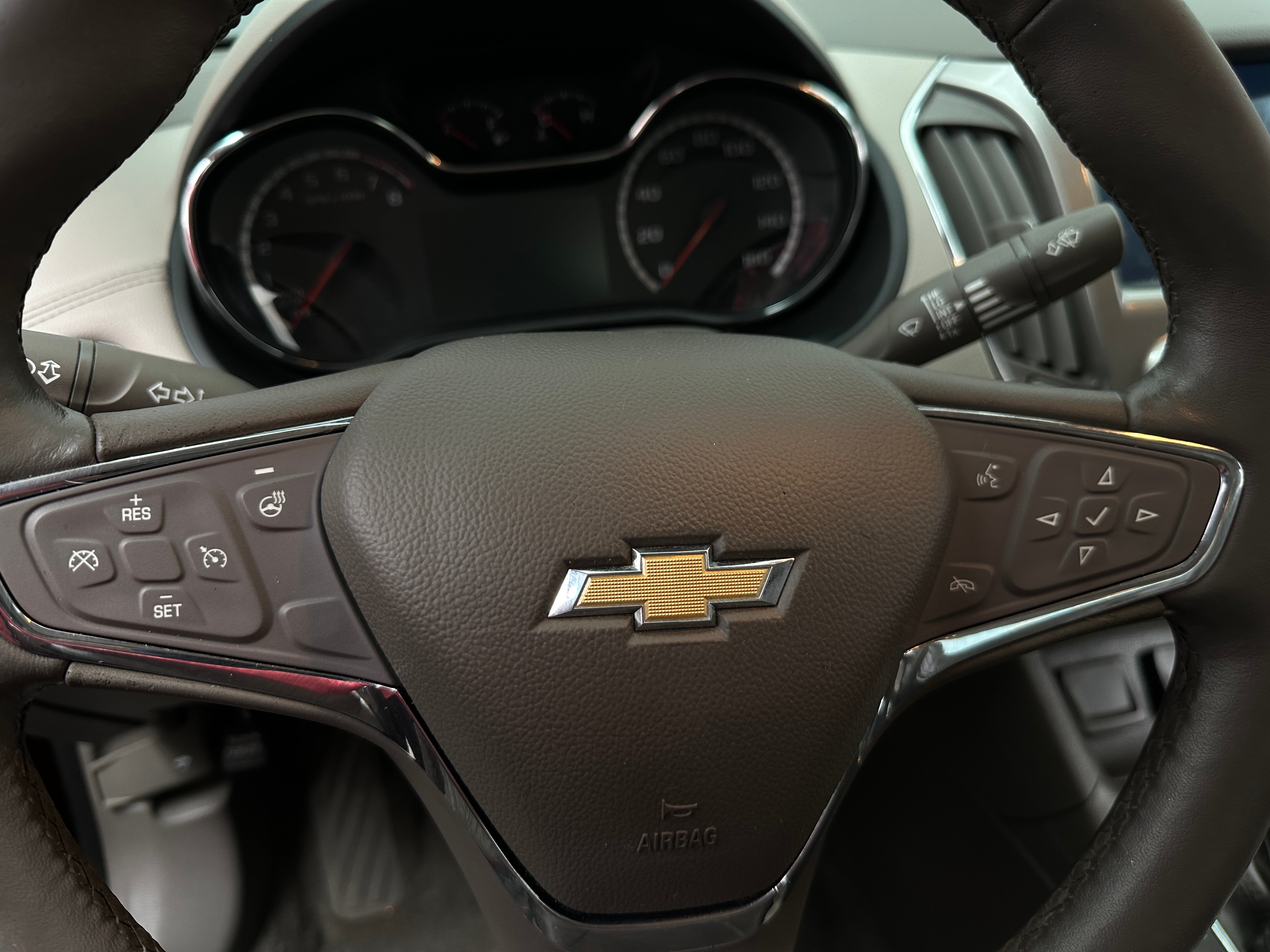 2017 Chevrolet Cruze Premier 4