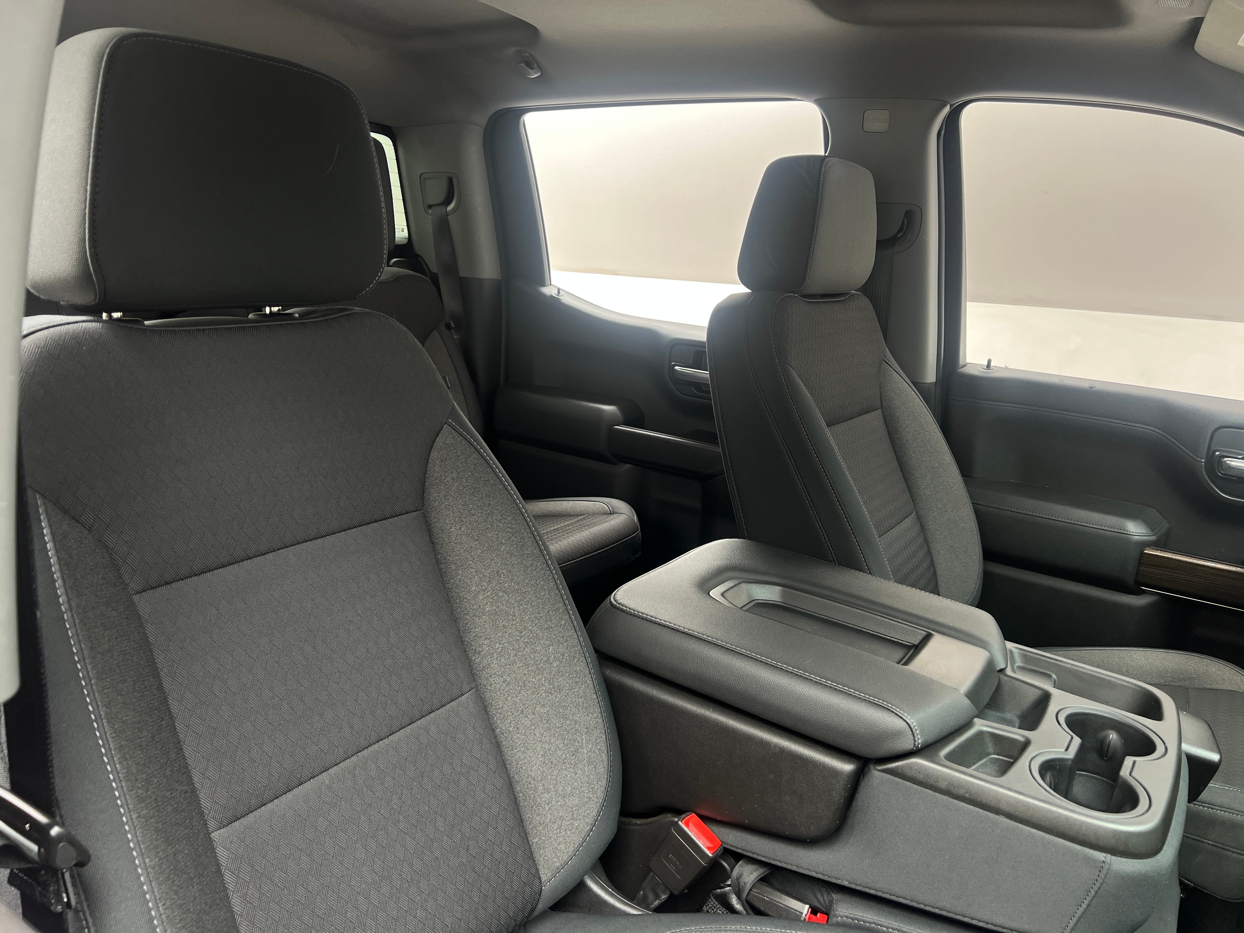 2019 Chevrolet Silverado 1500 LT 2