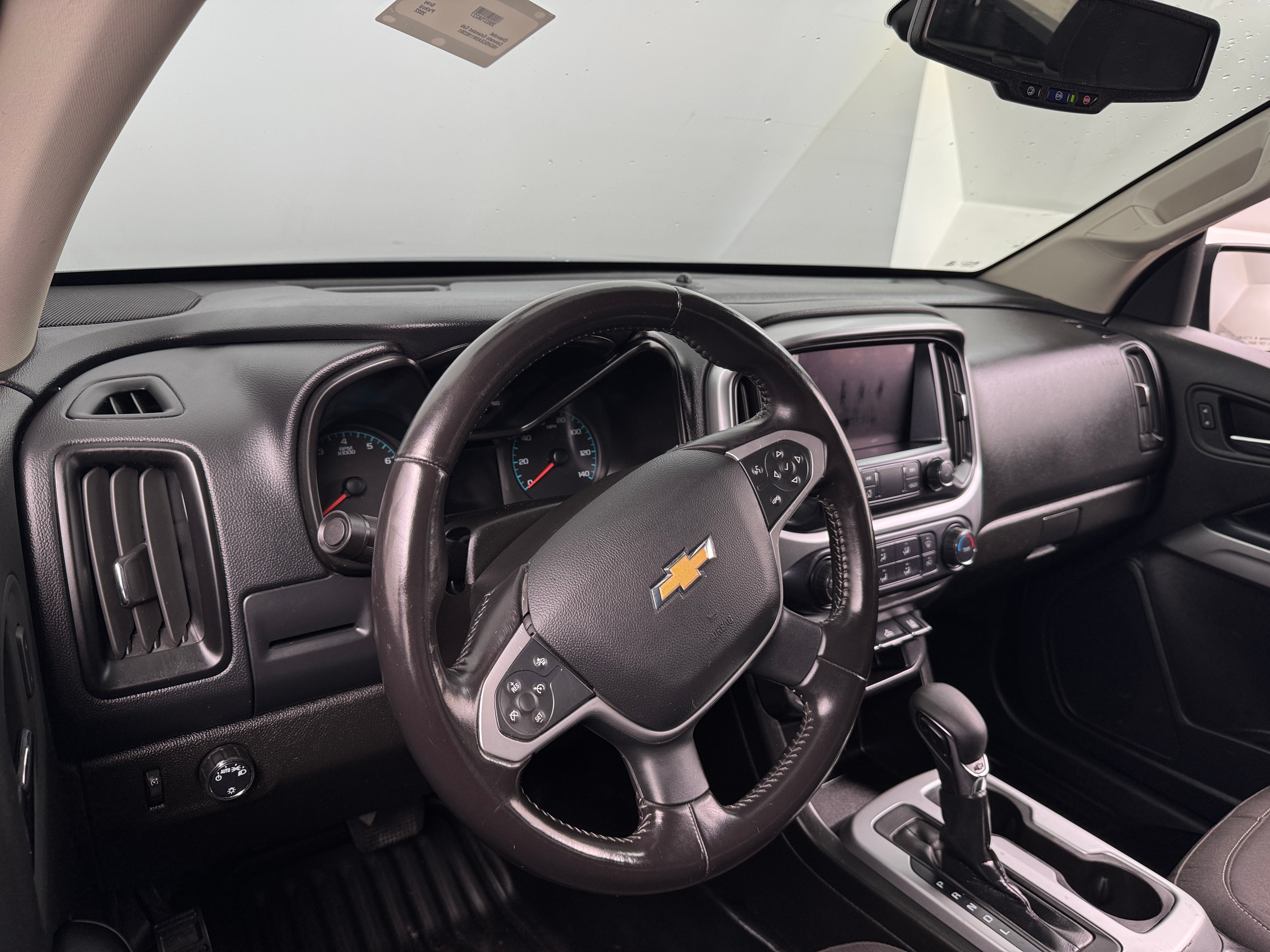 2022 Chevrolet Colorado LT 3