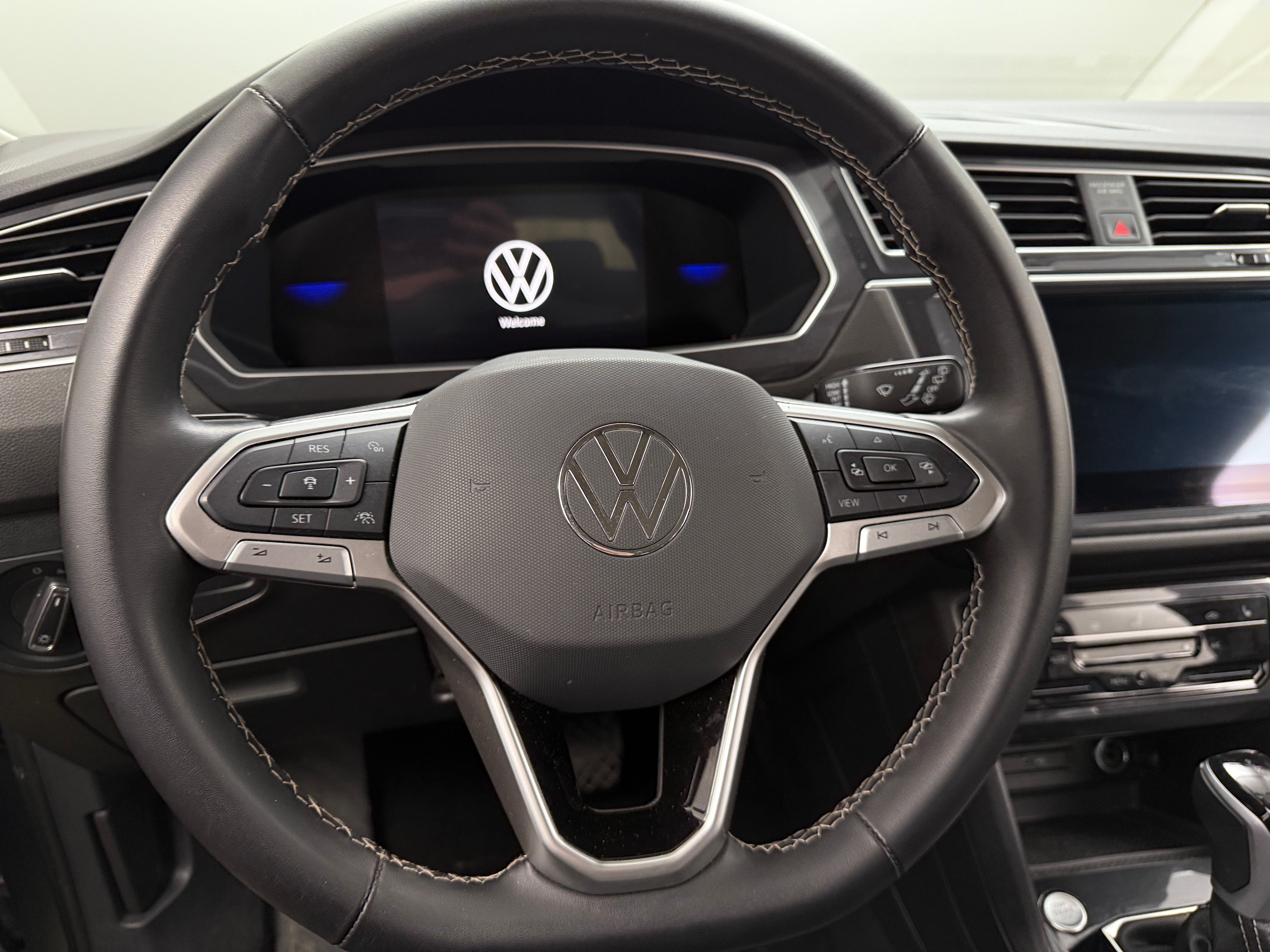 2024 Volkswagen Tiguan SE 4