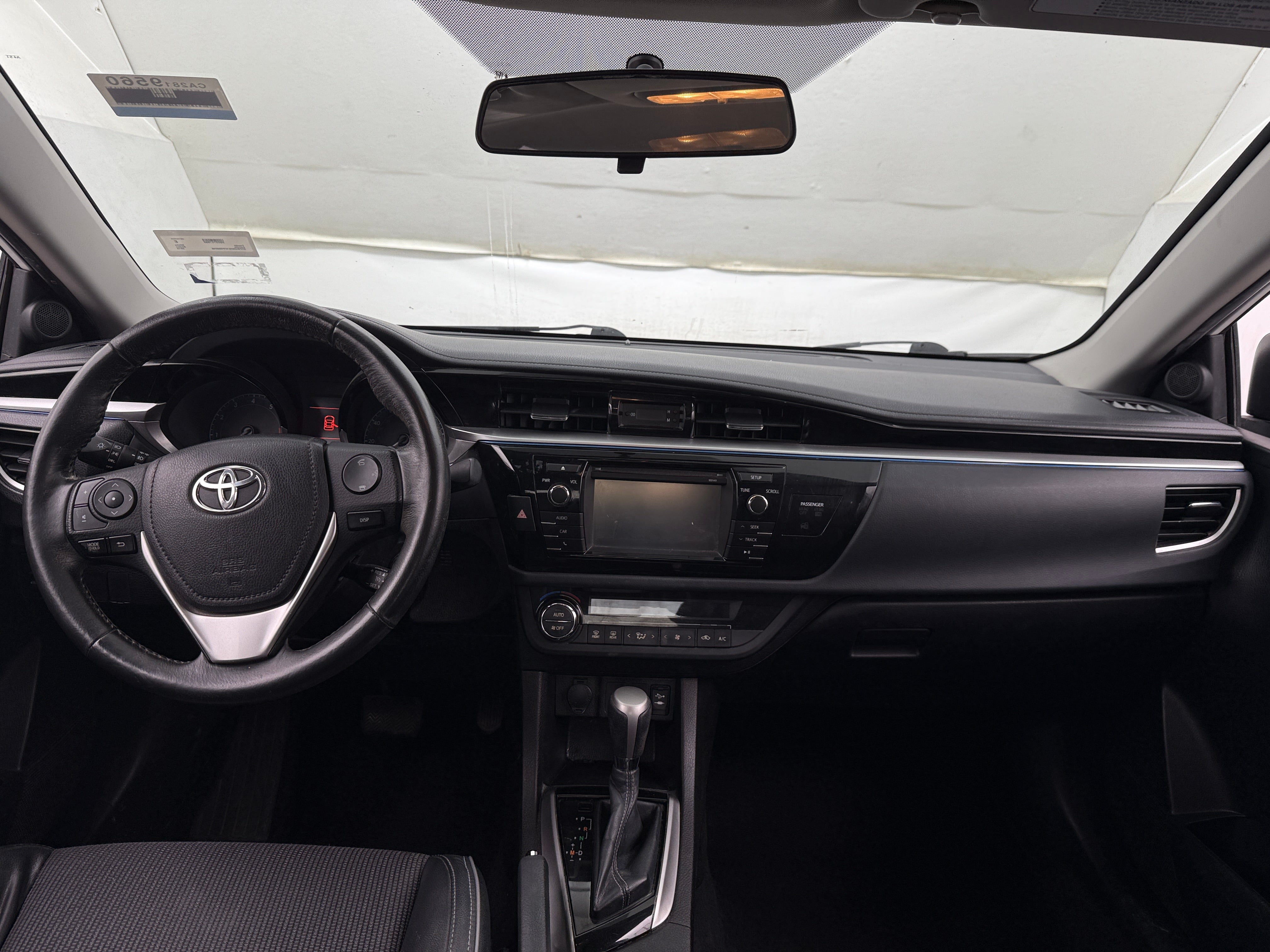 2015 Toyota Corolla S 3