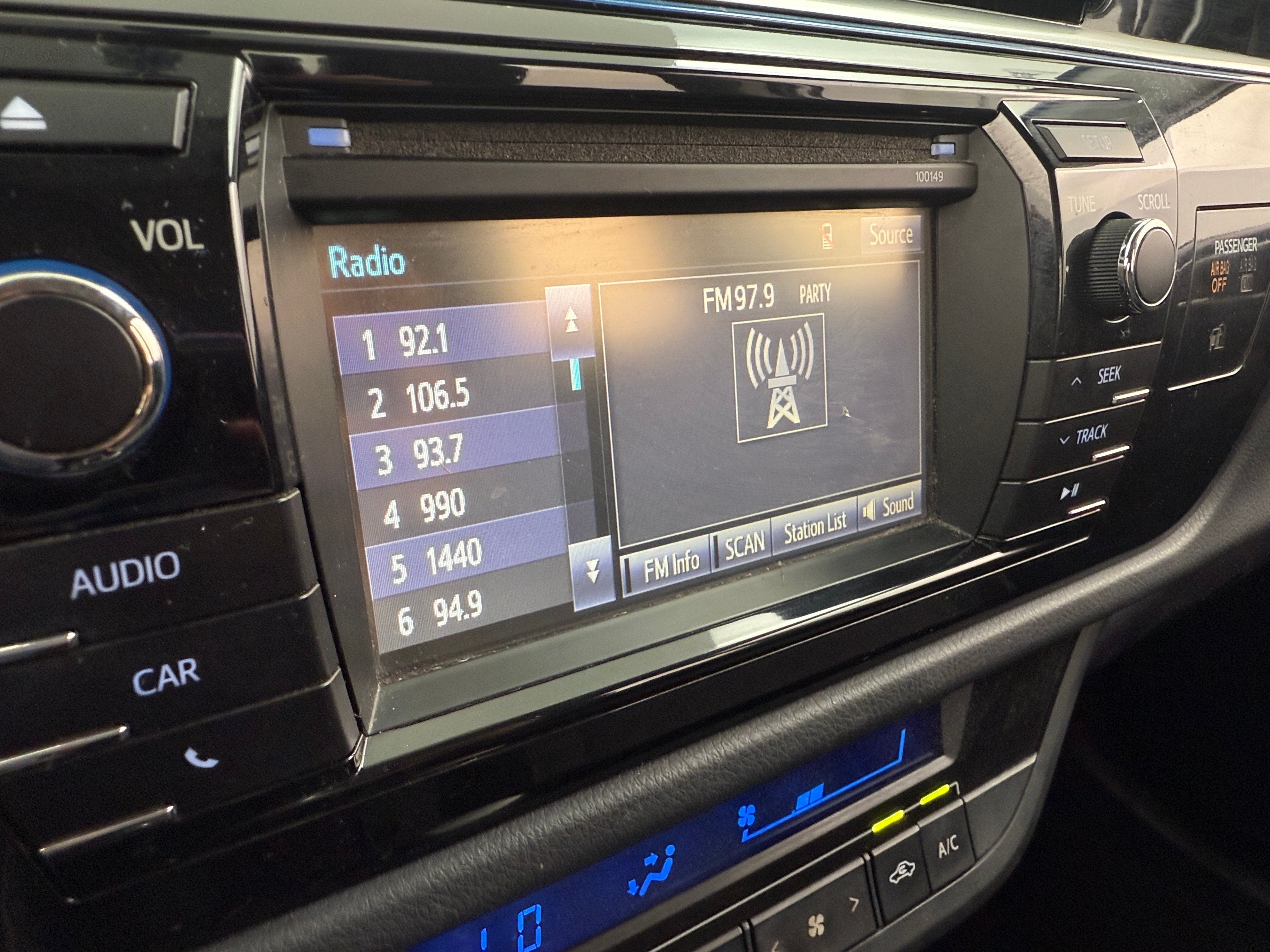 2015 Toyota Corolla S 4