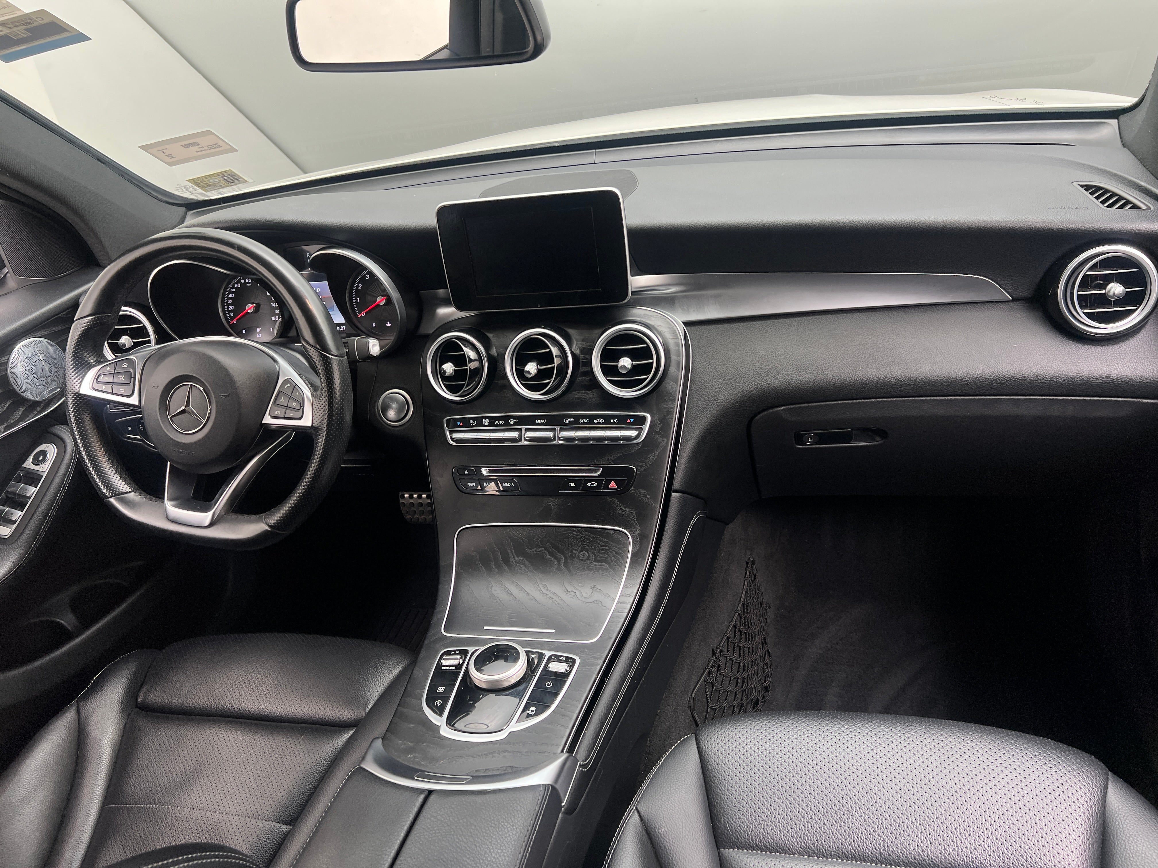 2018 Mercedes-Benz GLC 300 2