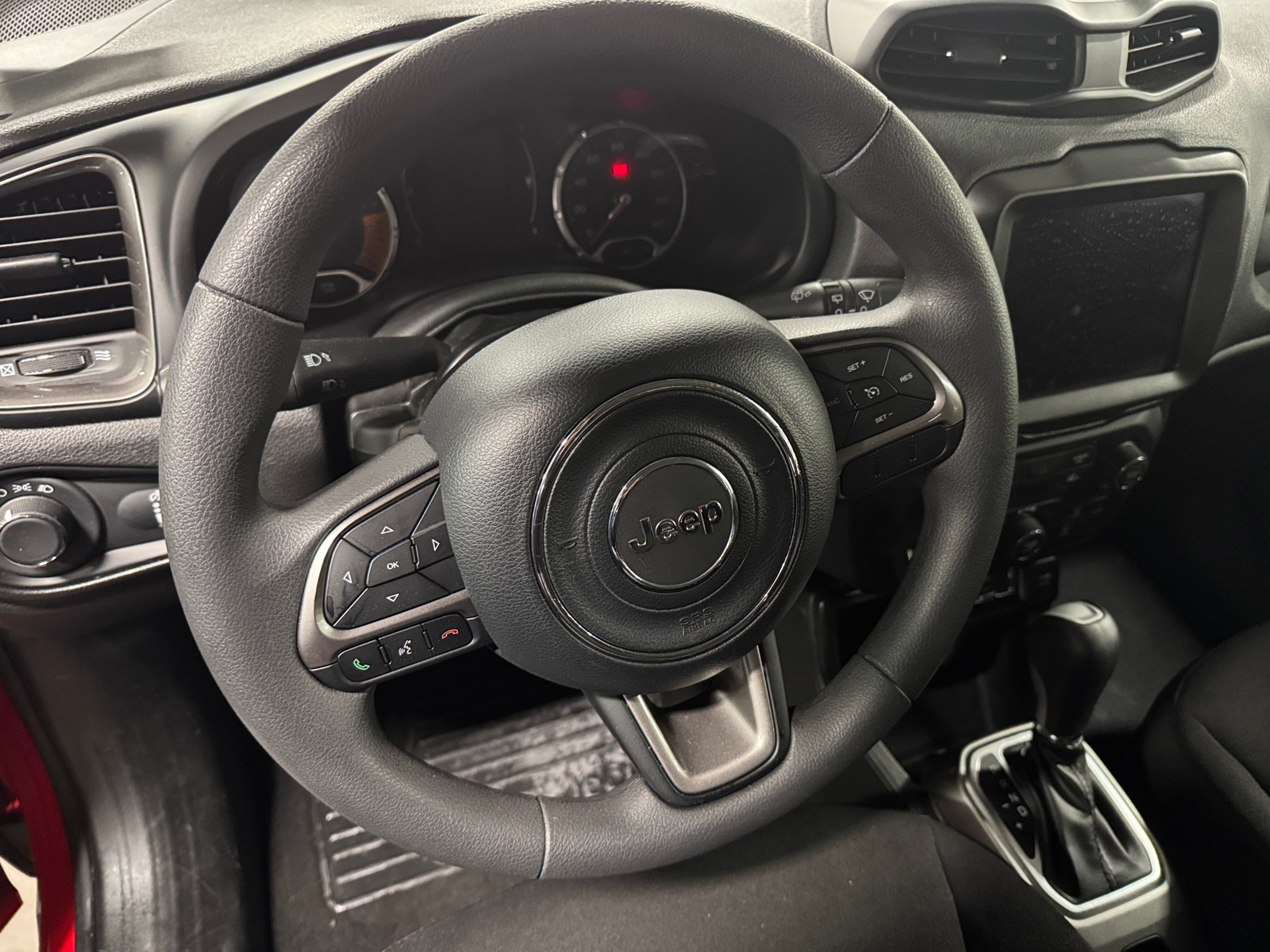 Thumbnail: 2022 Jeep Renegade - 5