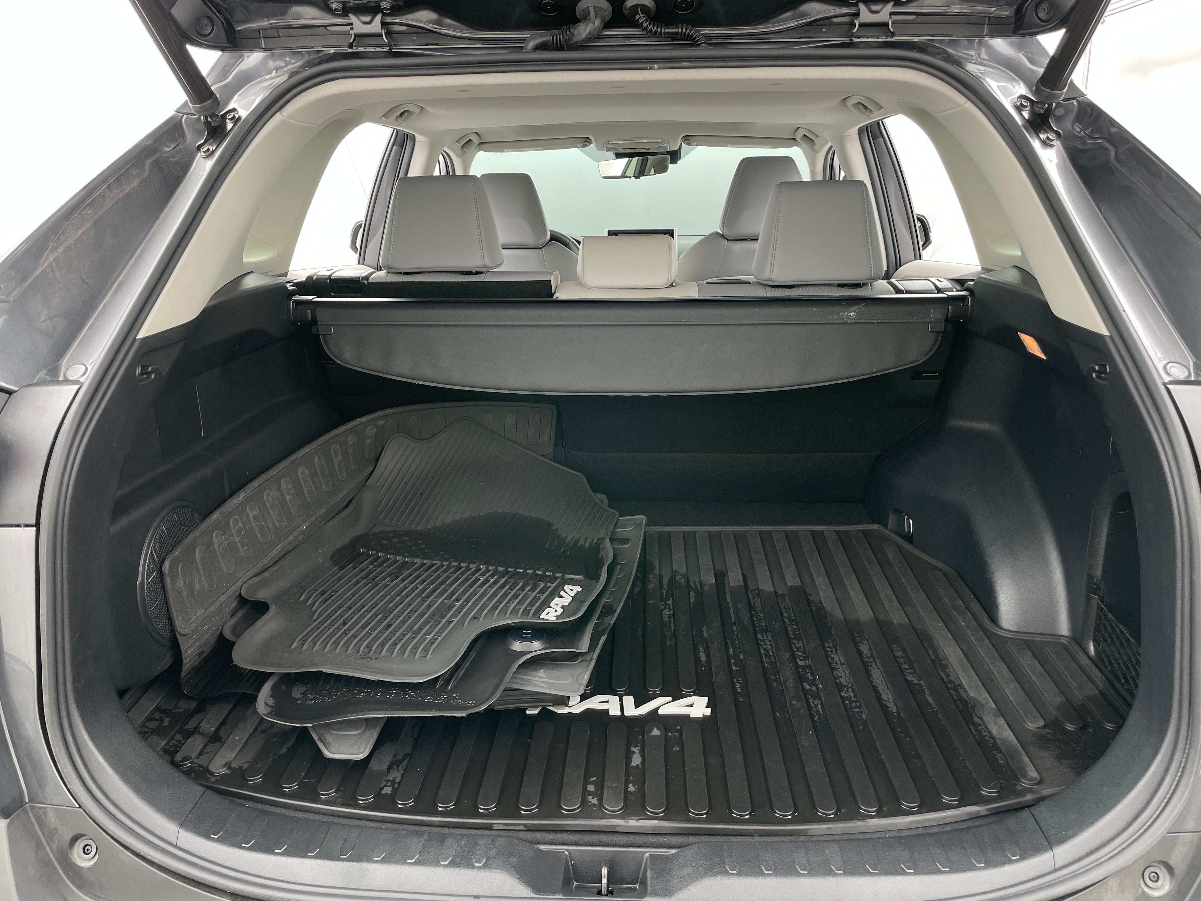 2020 Toyota RAV4 Limited 6