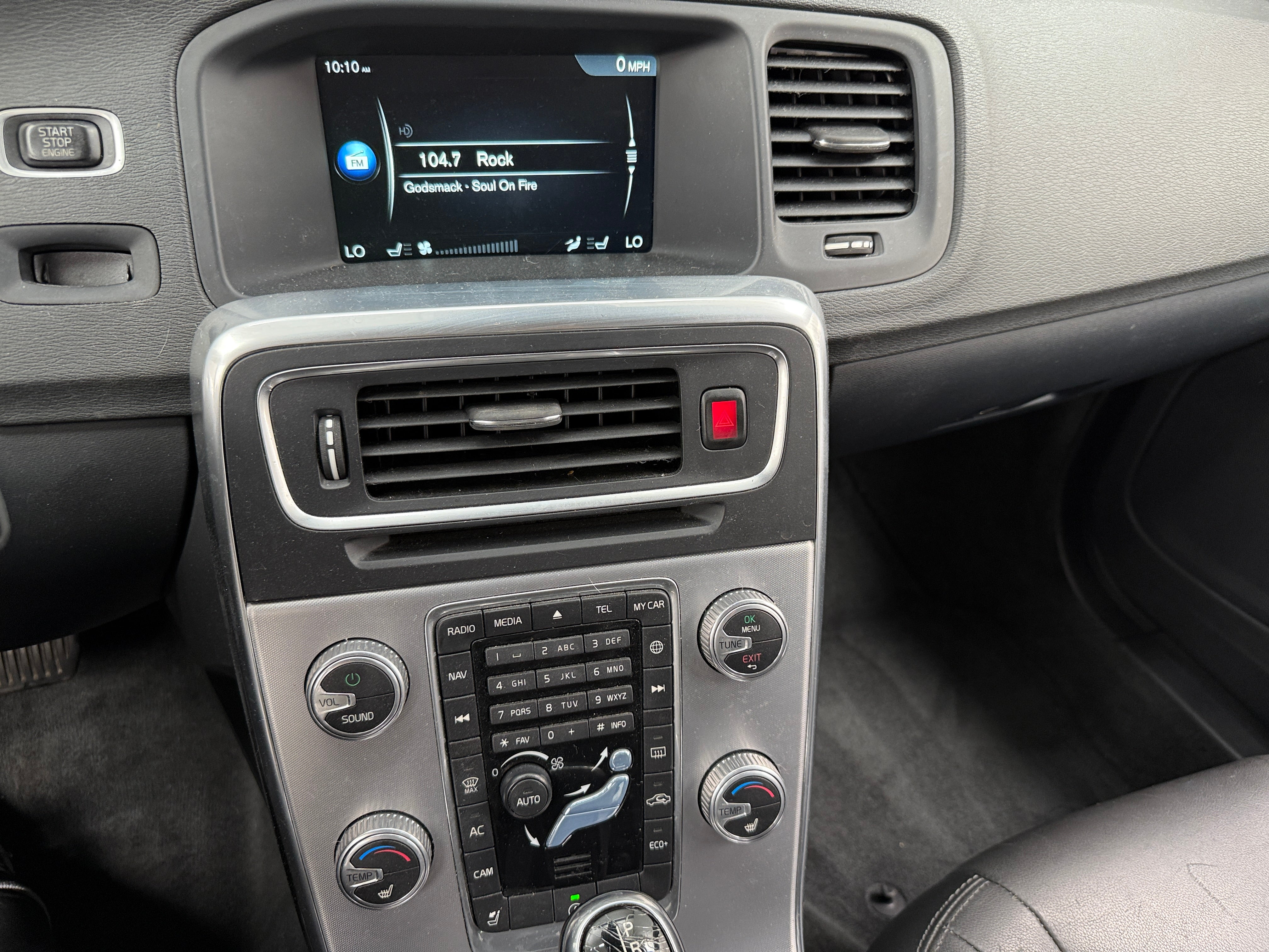 2017 Volvo V60 T5 3