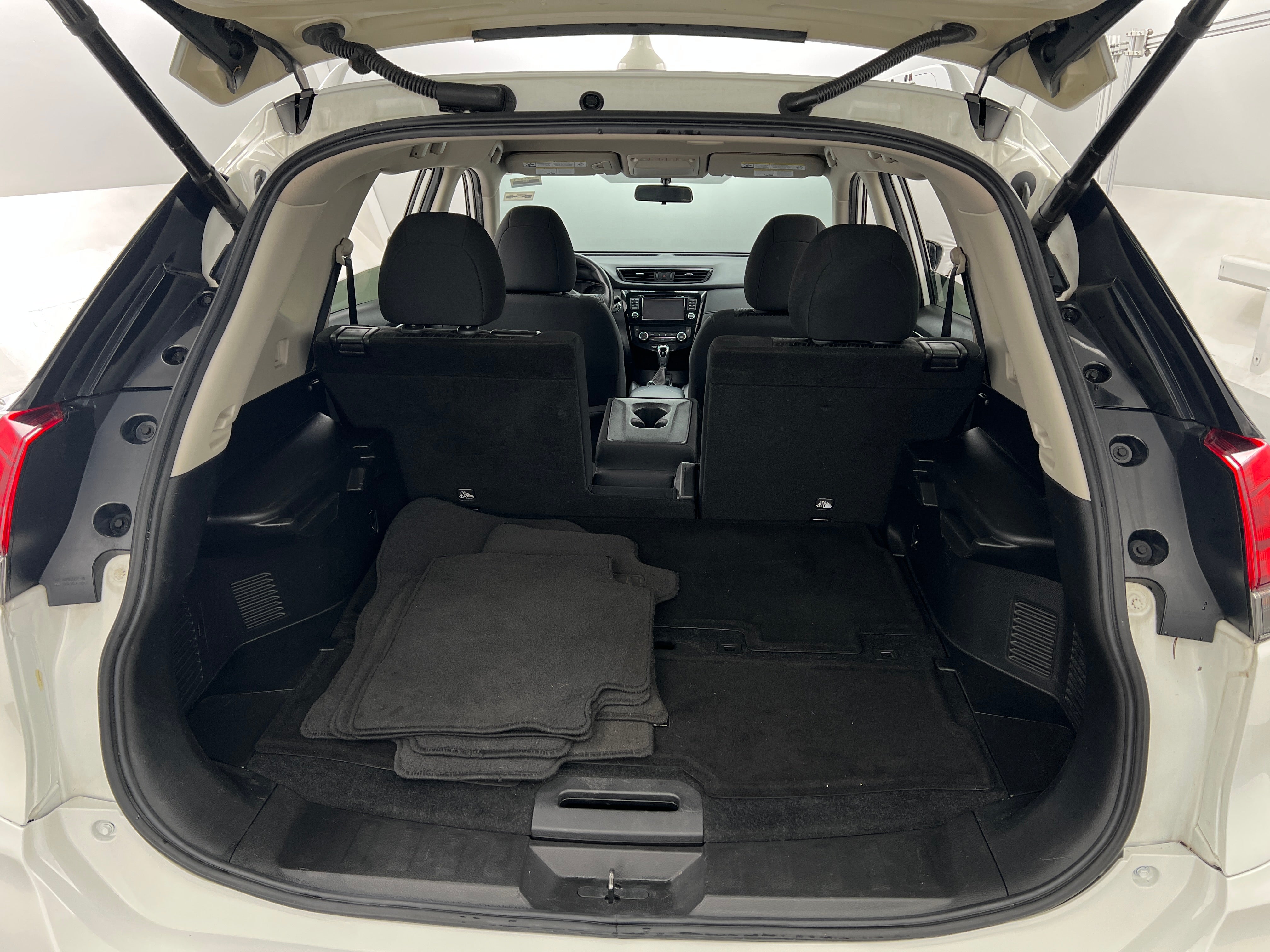 2017 Nissan Rogue SV 7