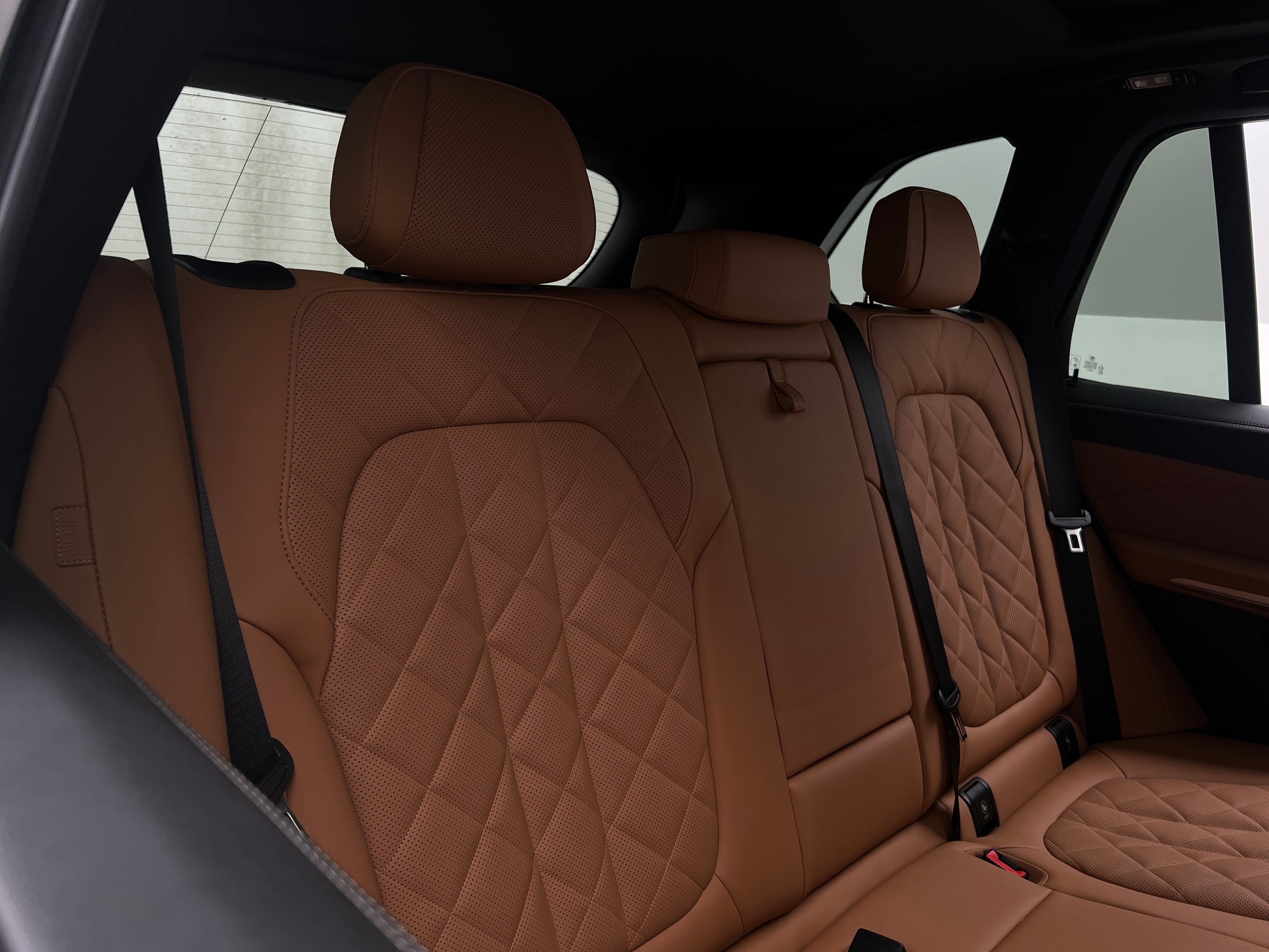 2024 BMW X5 xDrive50e 5
