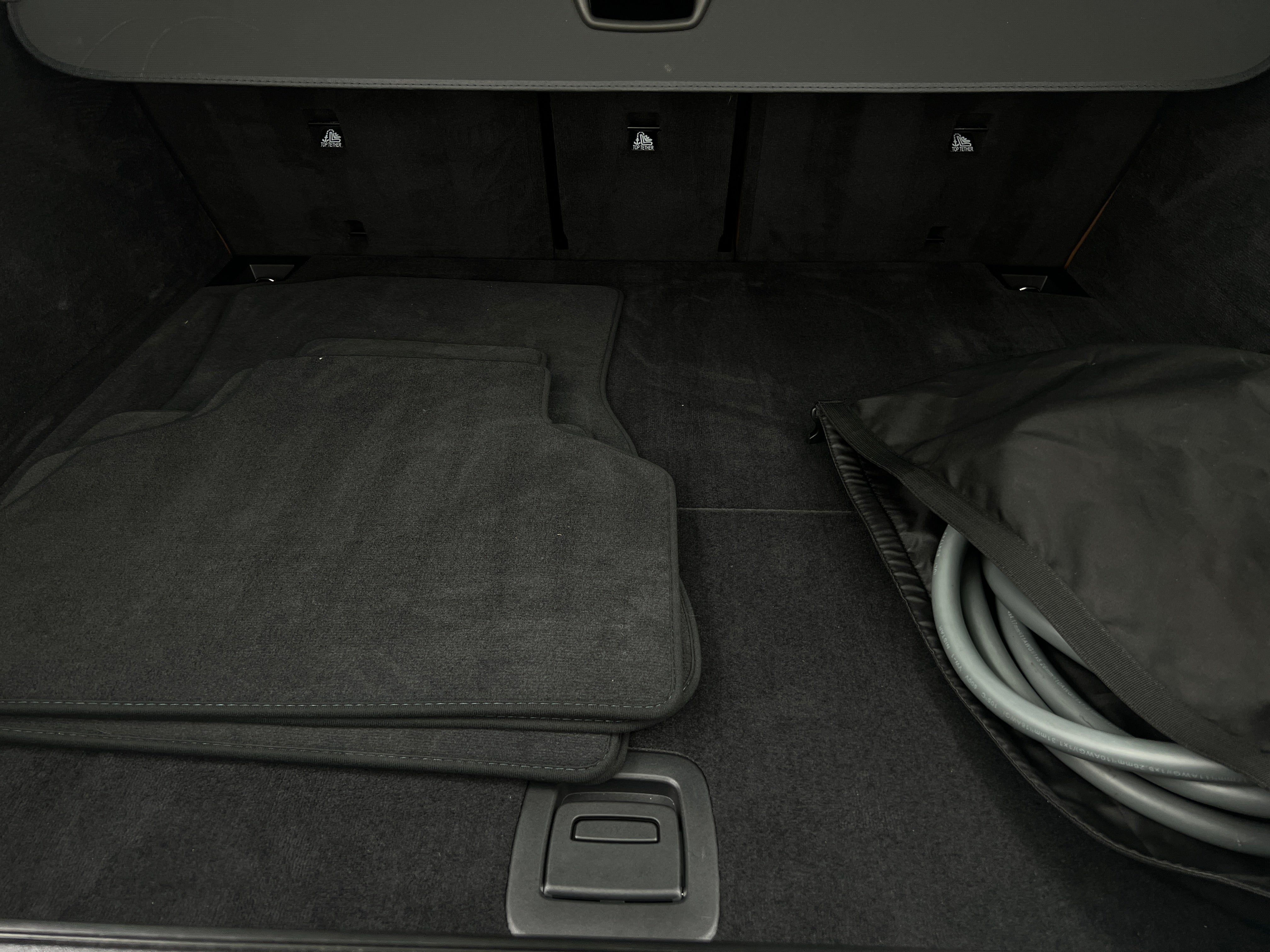 2024 BMW X5 xDrive50e 6