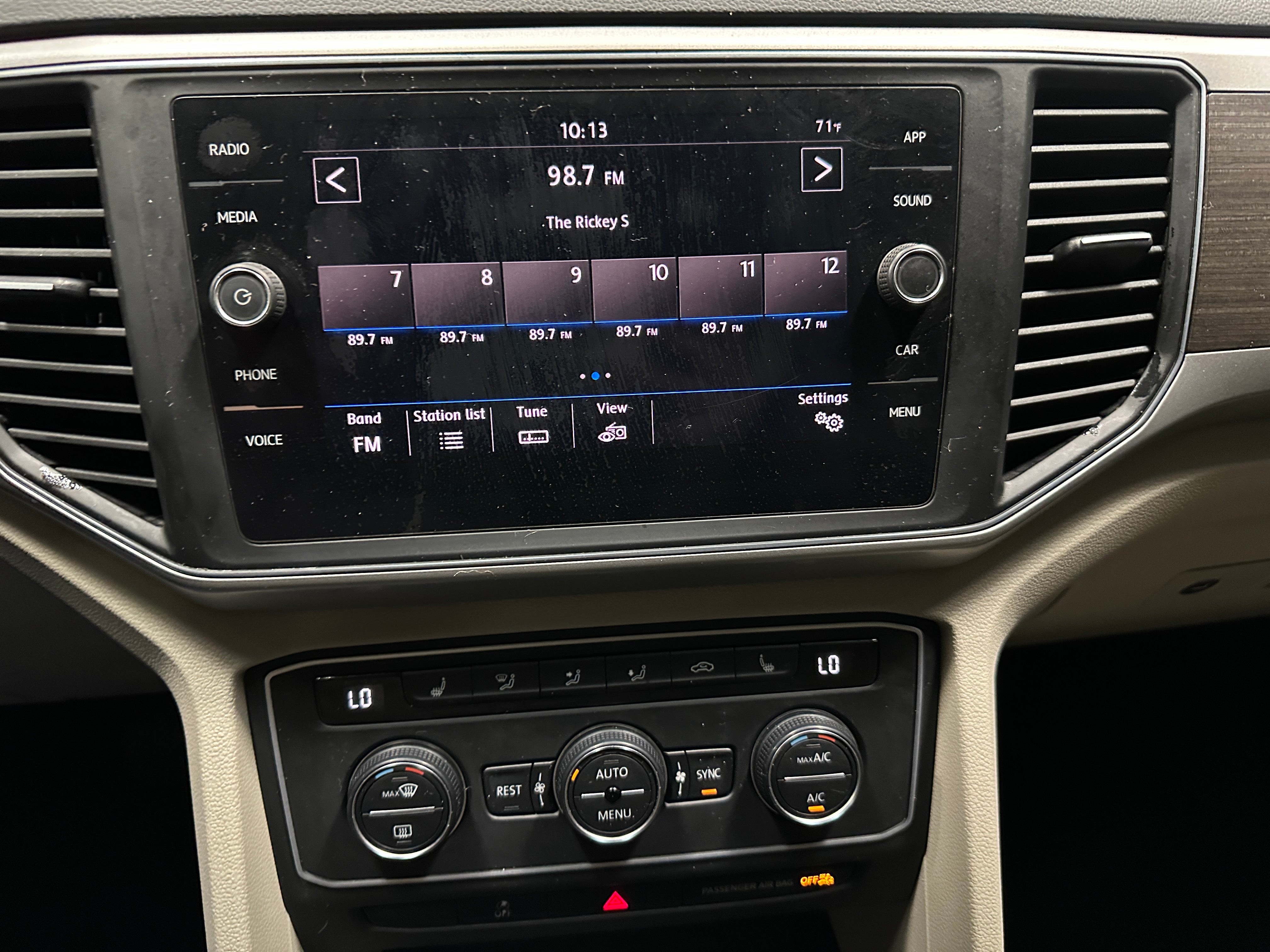 2018 Volkswagen Atlas SE 3