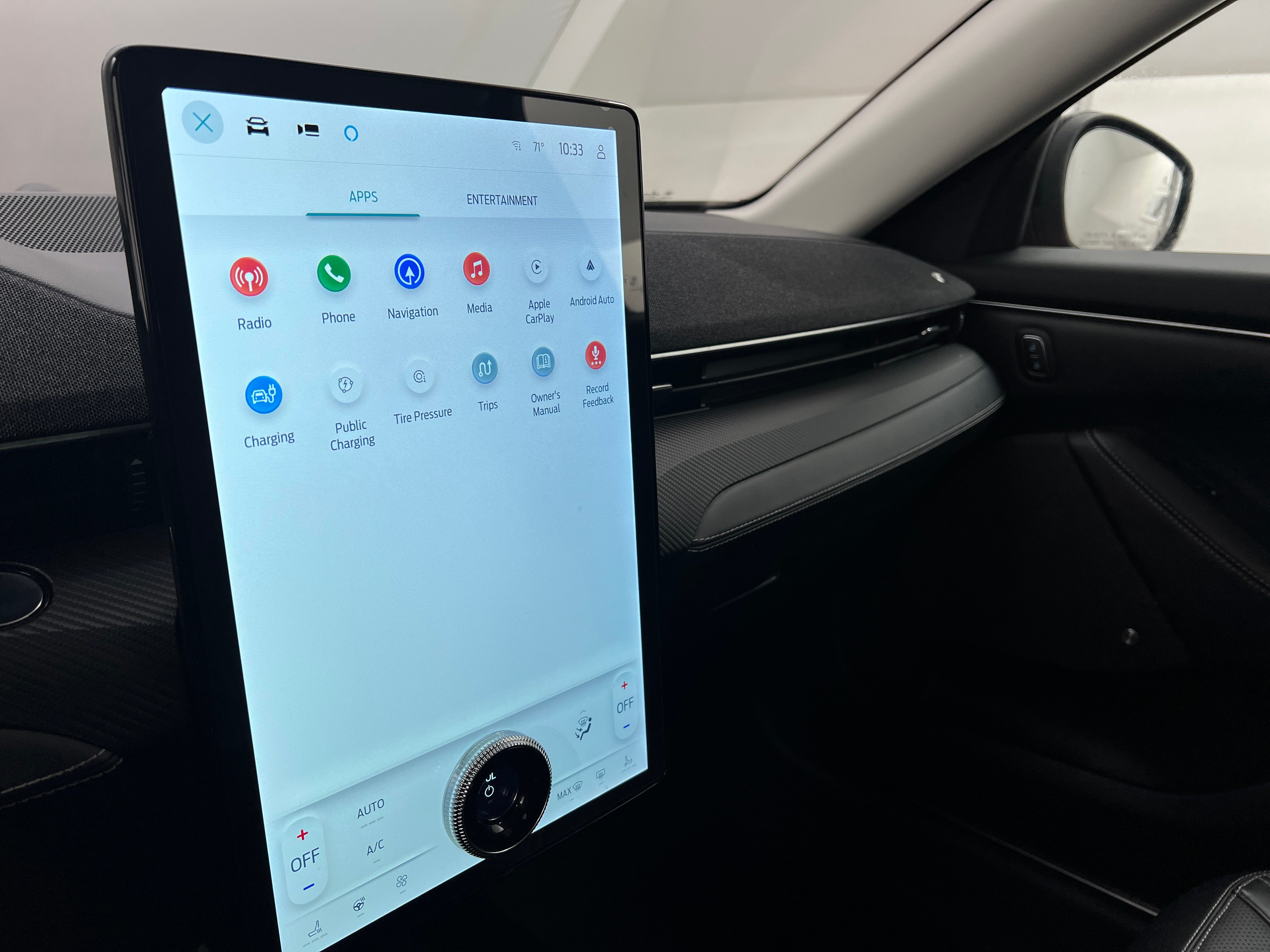 2021 Ford Mustang Mach-E Premium 3