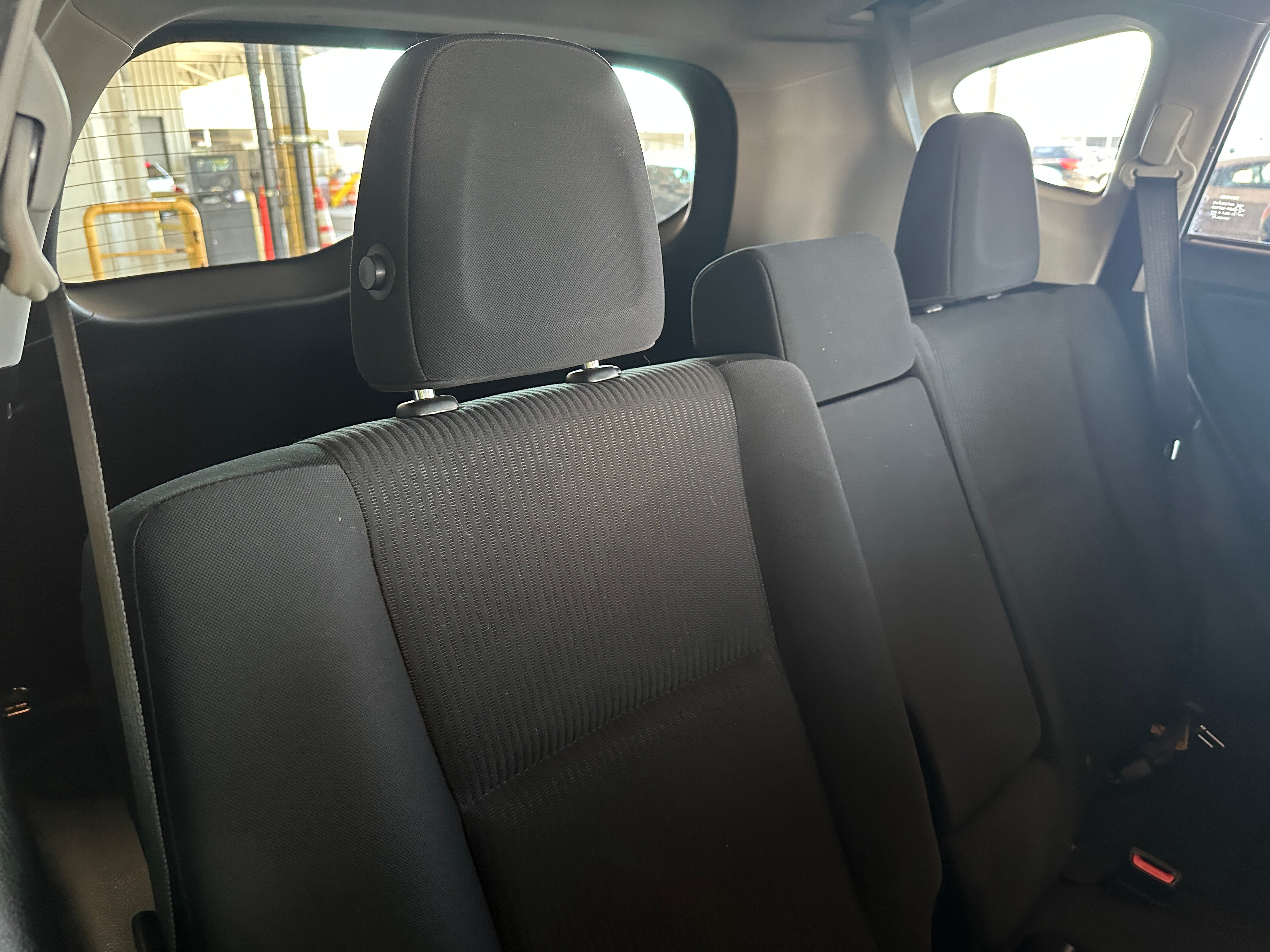 2018 Toyota RAV4 LE 6