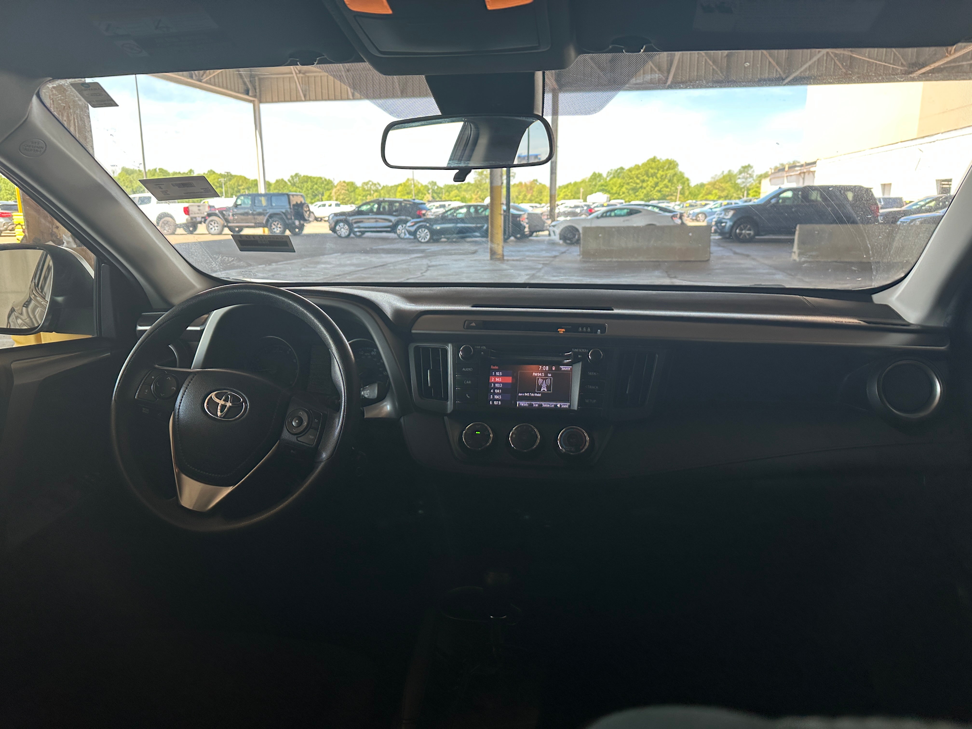 2018 Toyota RAV4 LE 3