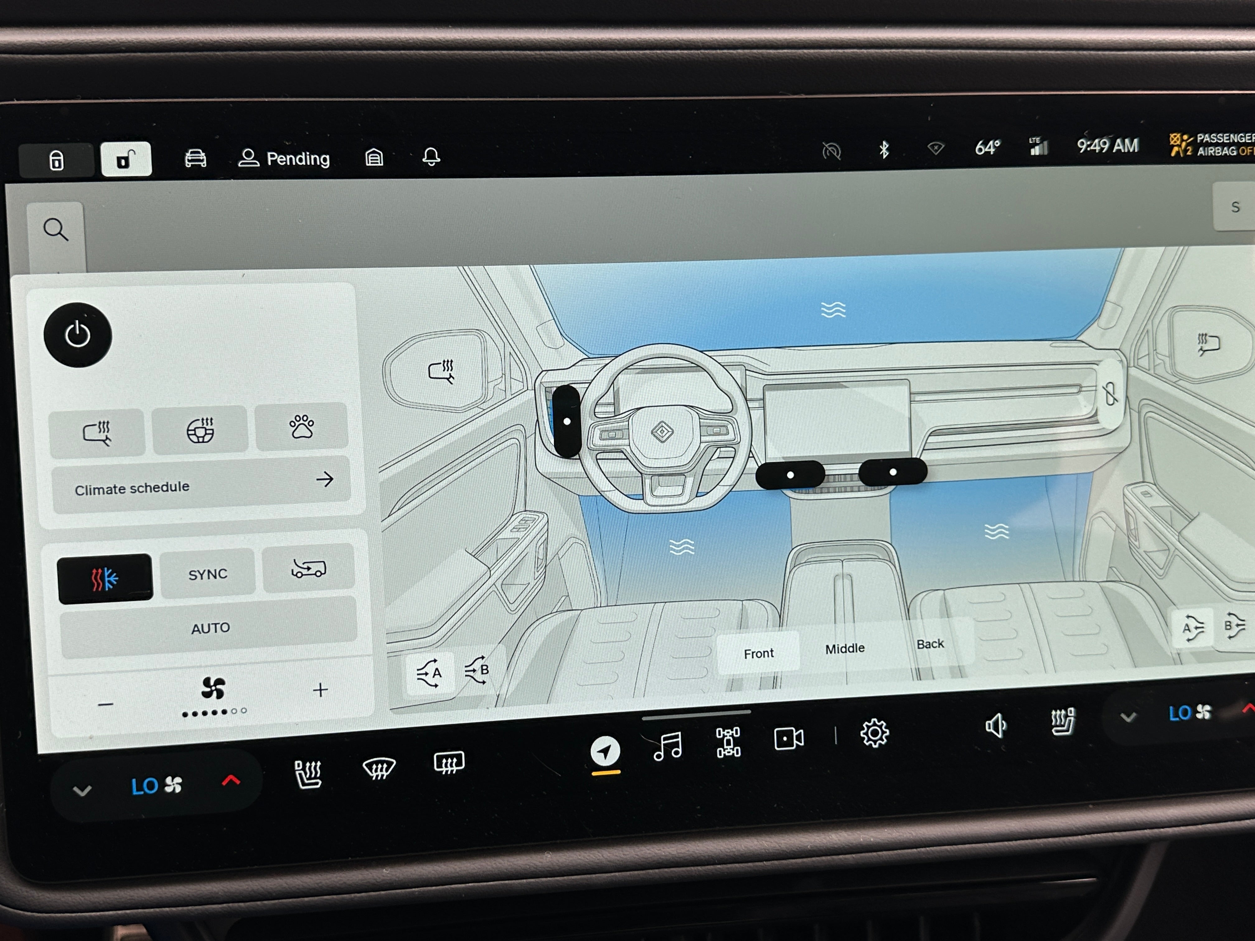 2024 Rivian R1S  3