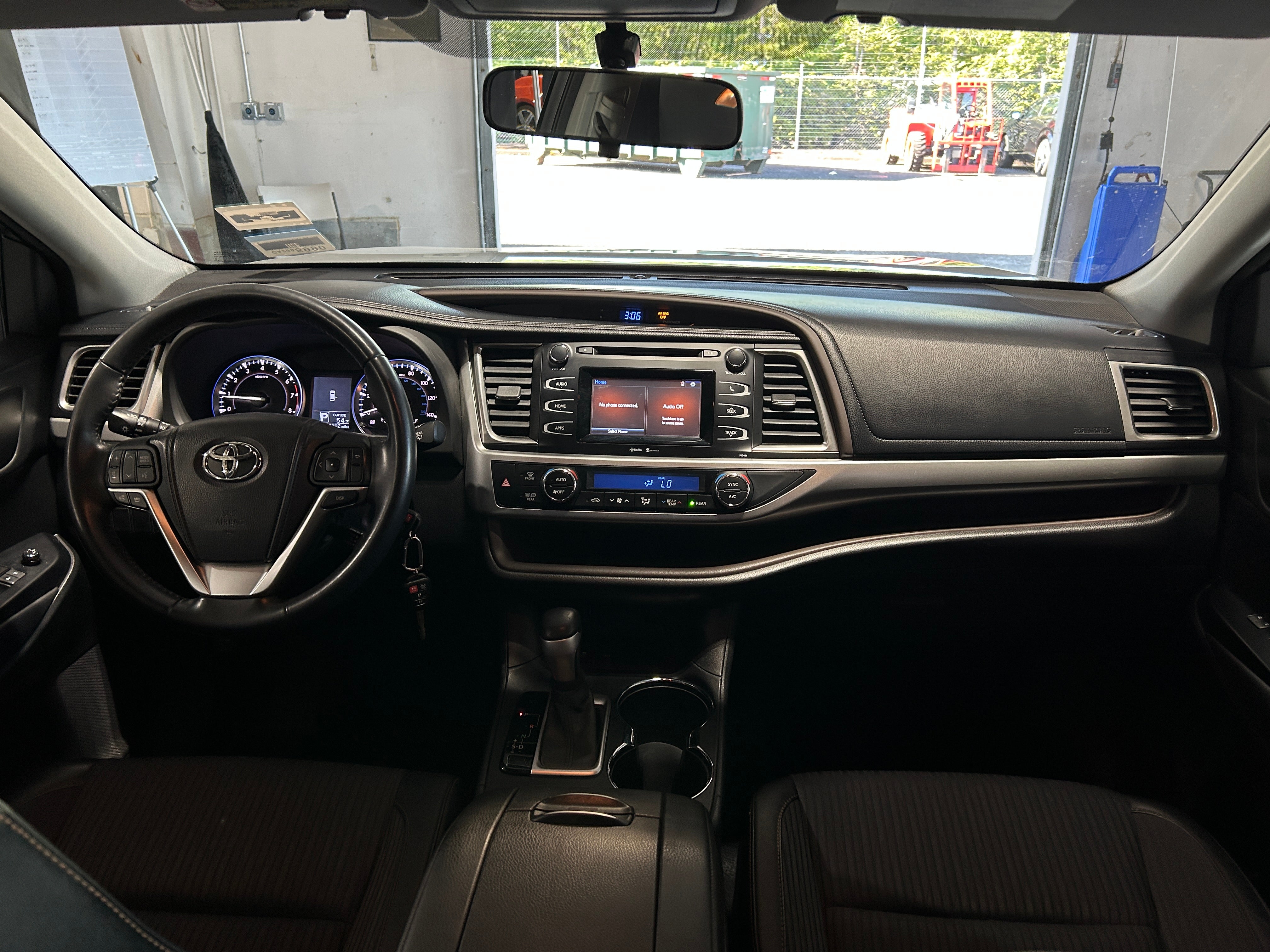 2014 Toyota Highlander Plus 3