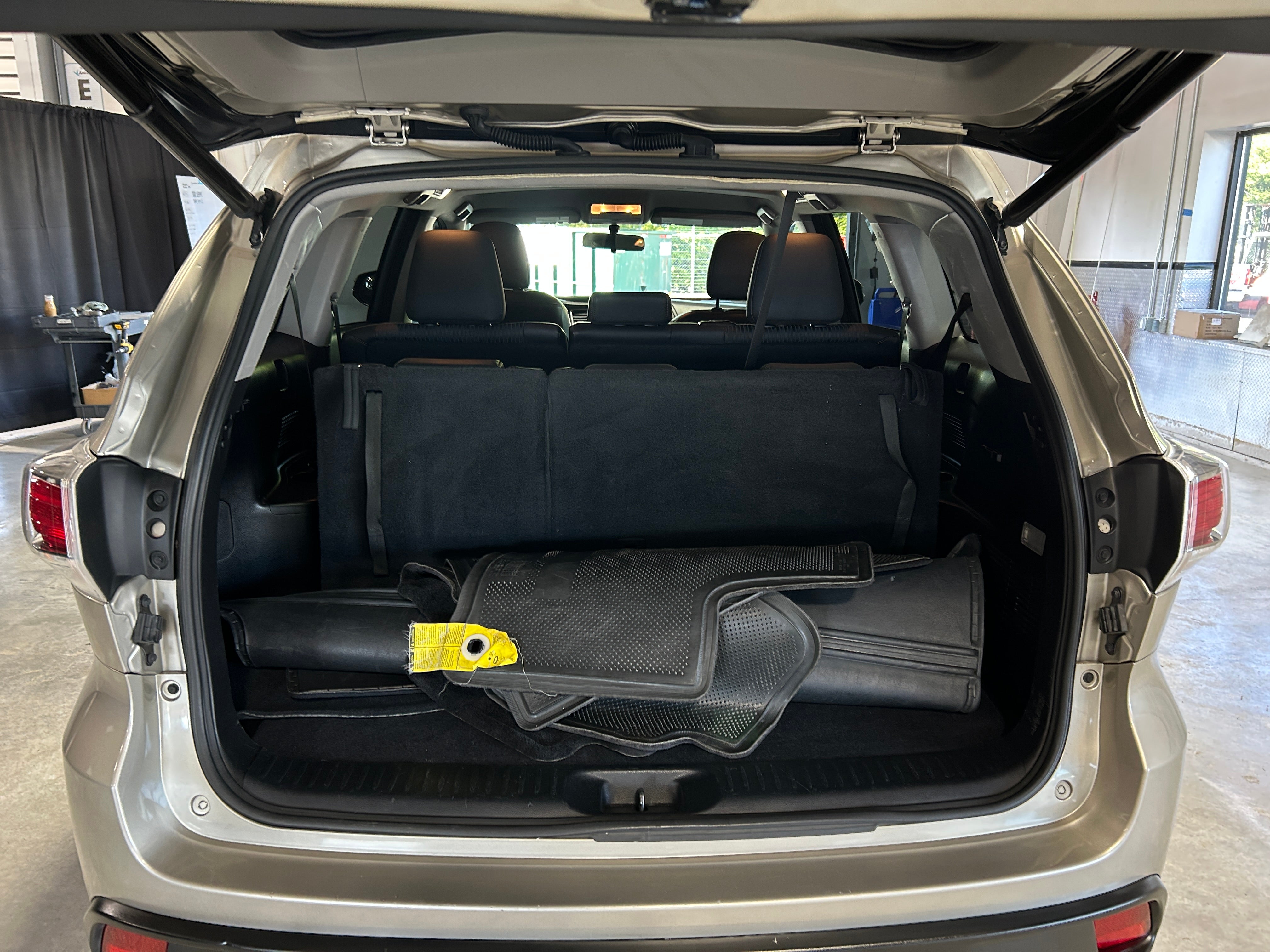 2014 Toyota Highlander Plus 7