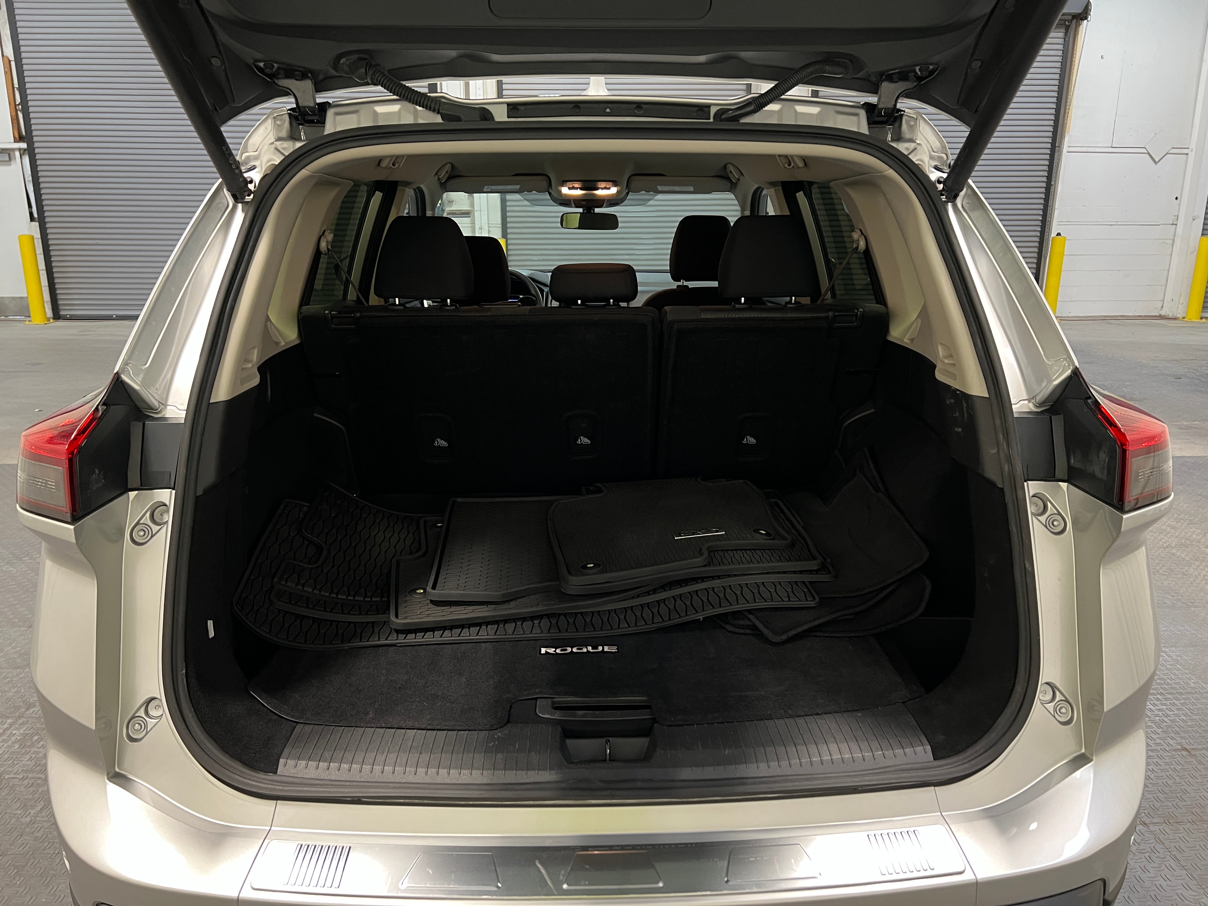 2024 Nissan Rogue SV 7