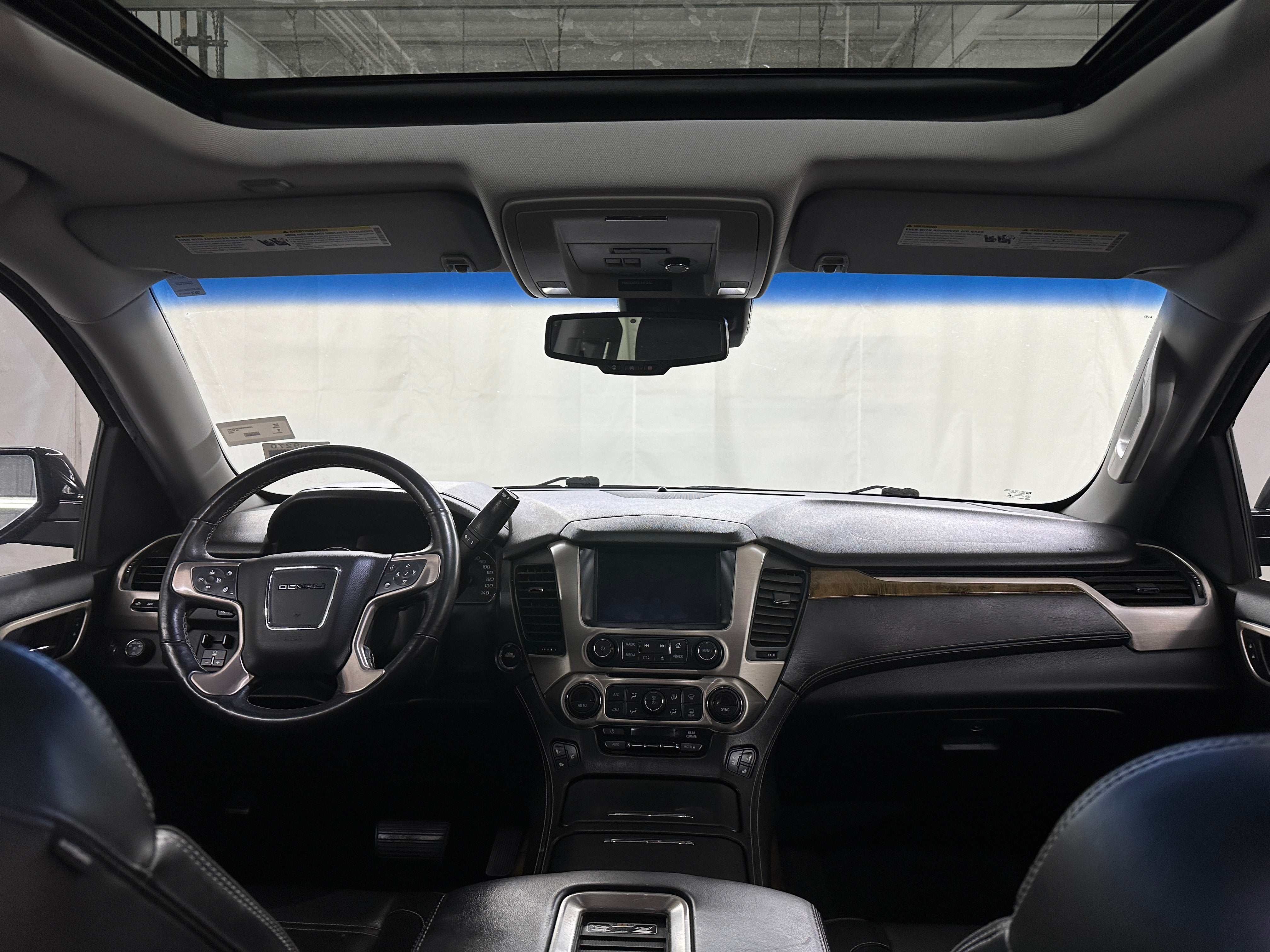 2016 GMC Yukon XL Denali 2