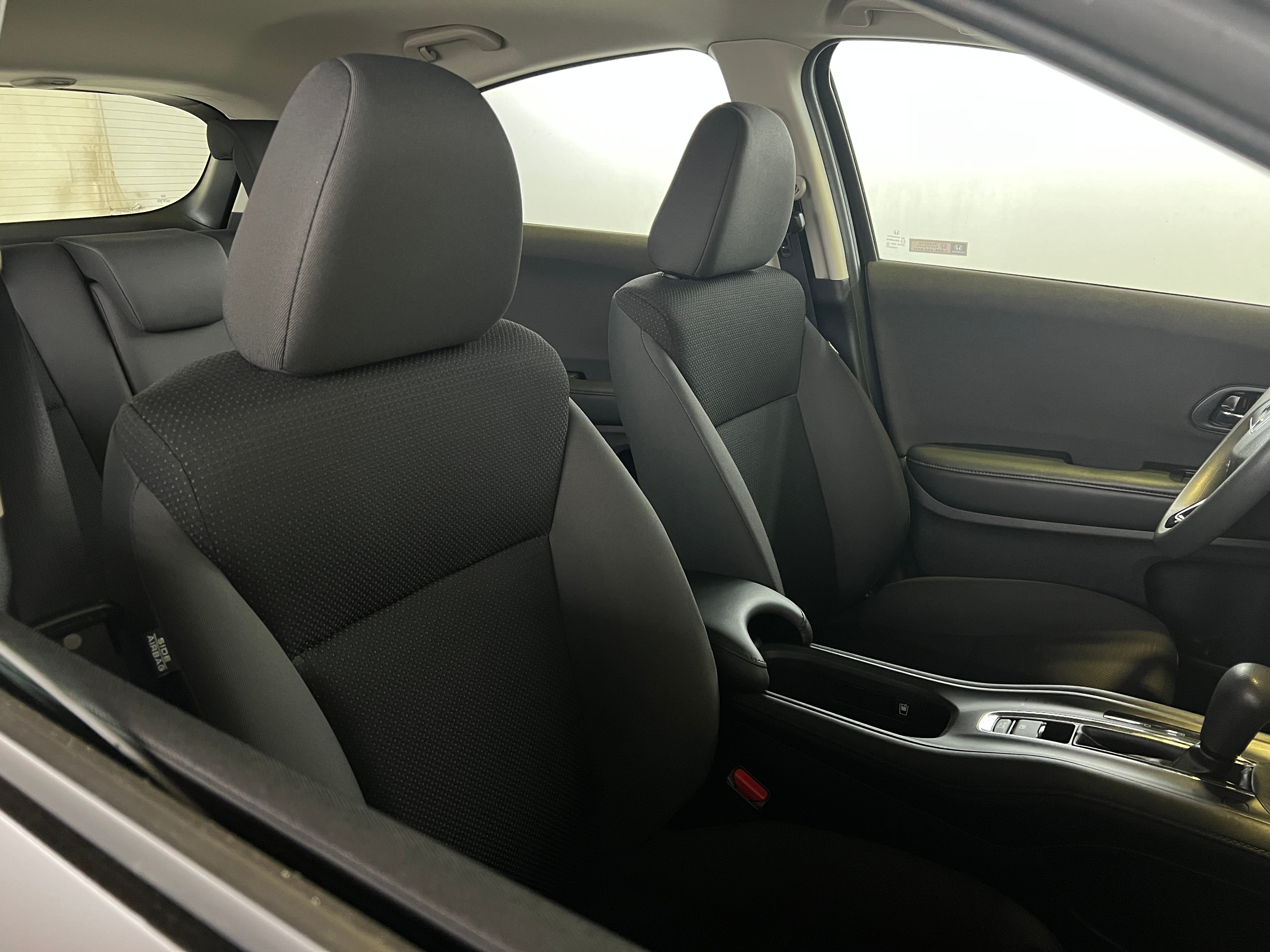 2019 Honda HR-V LX 2