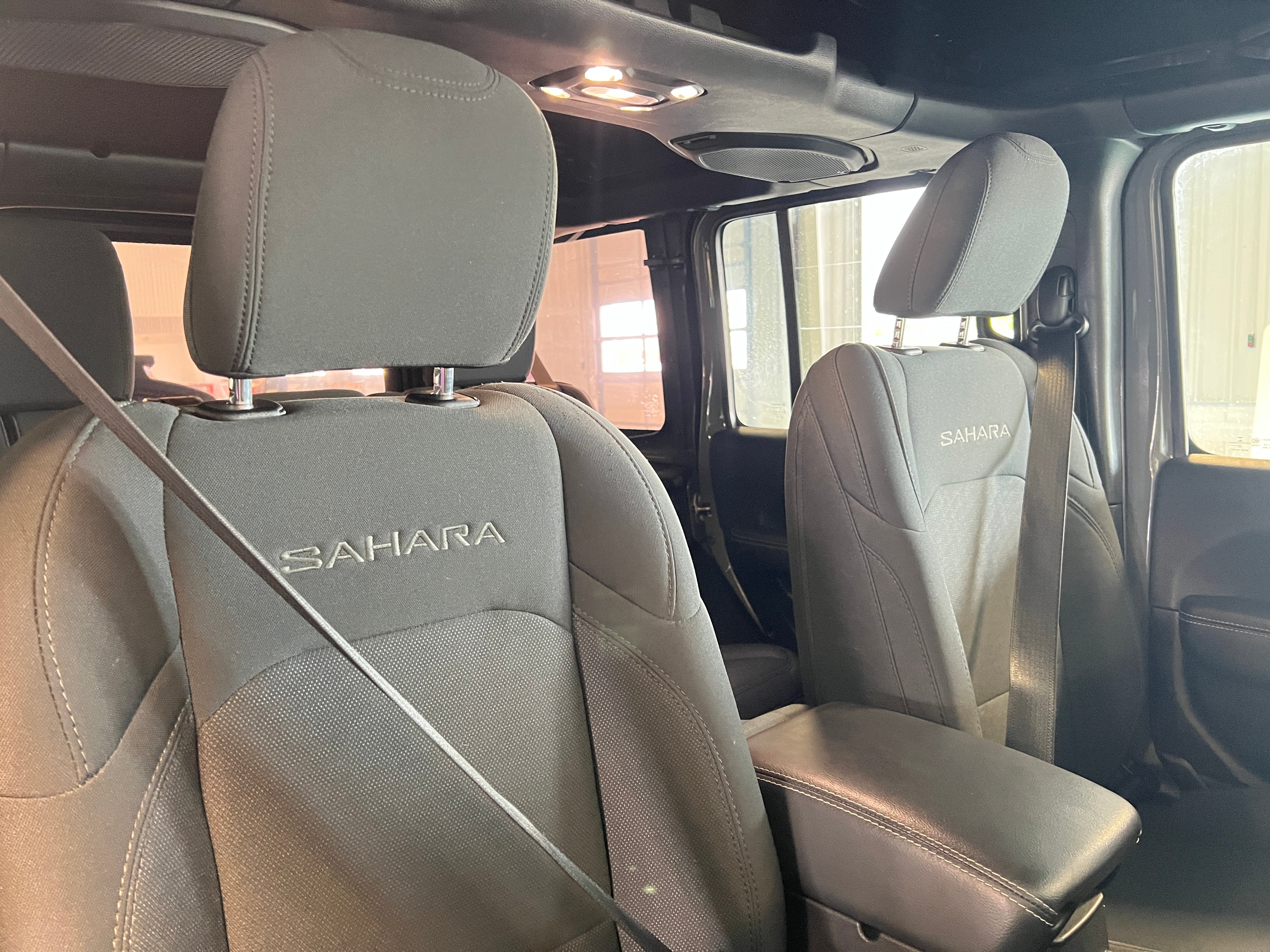 2020 Jeep Wrangler Unlimited Sahara 2