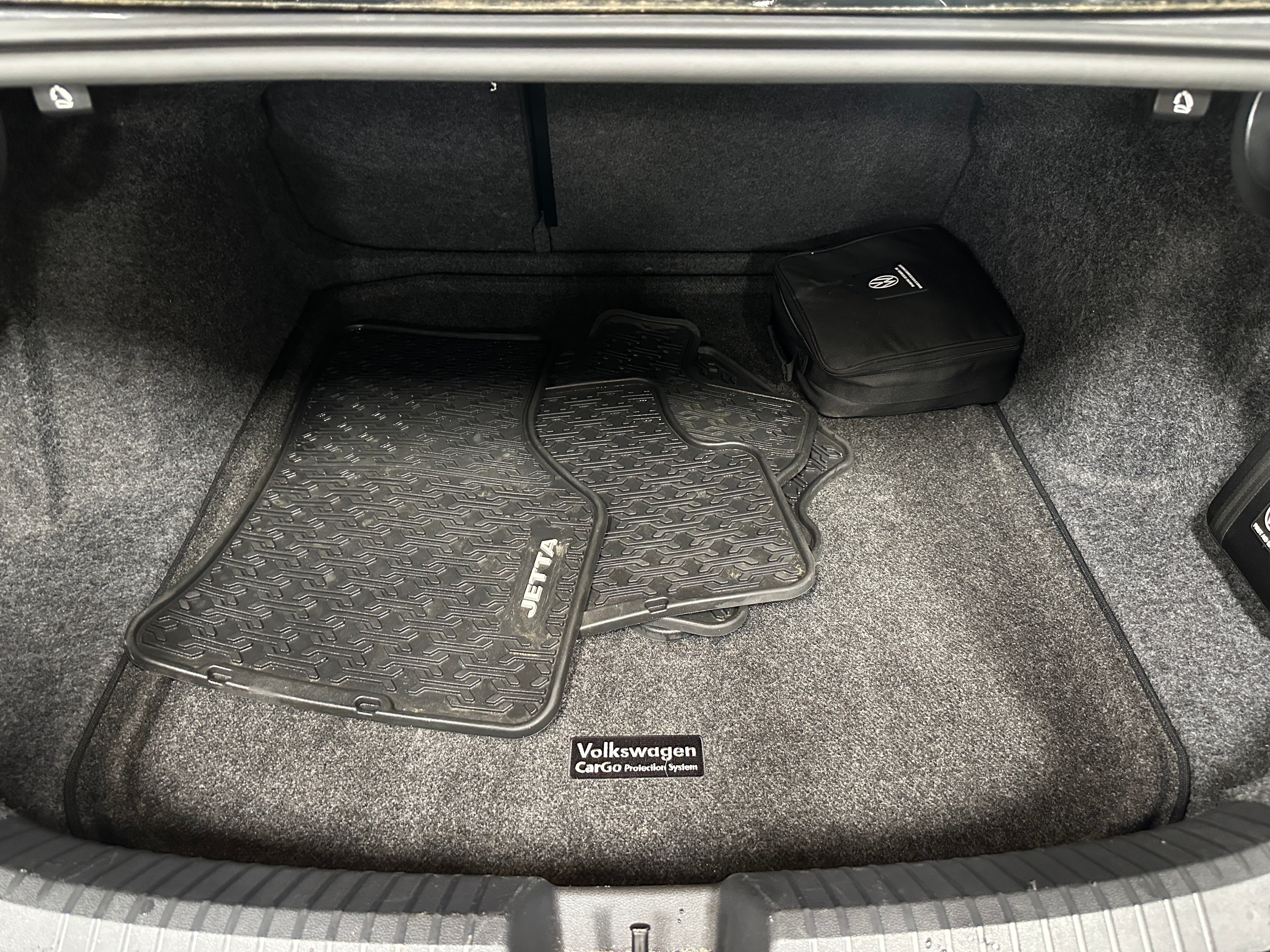2023 Volkswagen Jetta SE 6