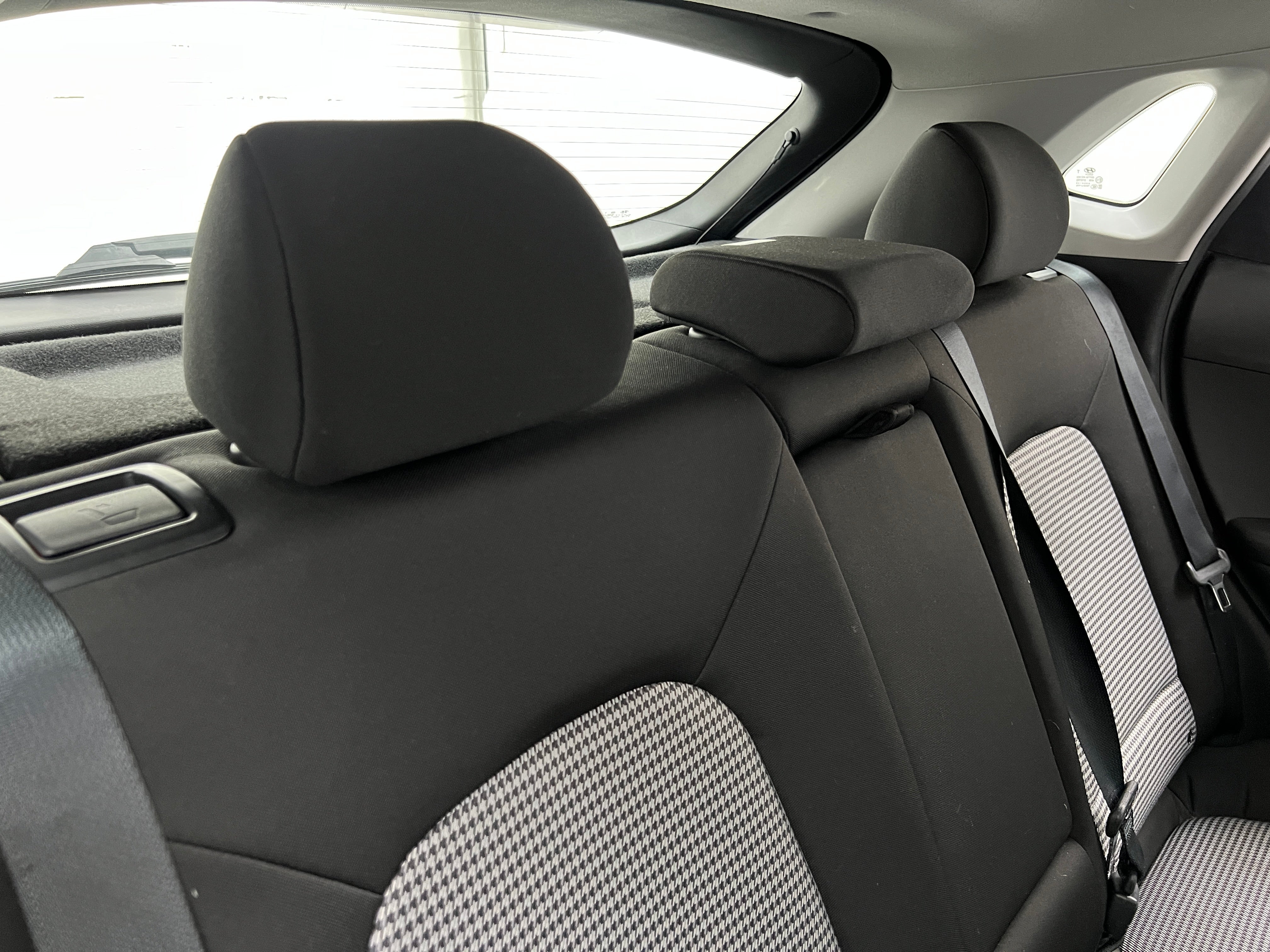 2020 Hyundai Kona SE 6
