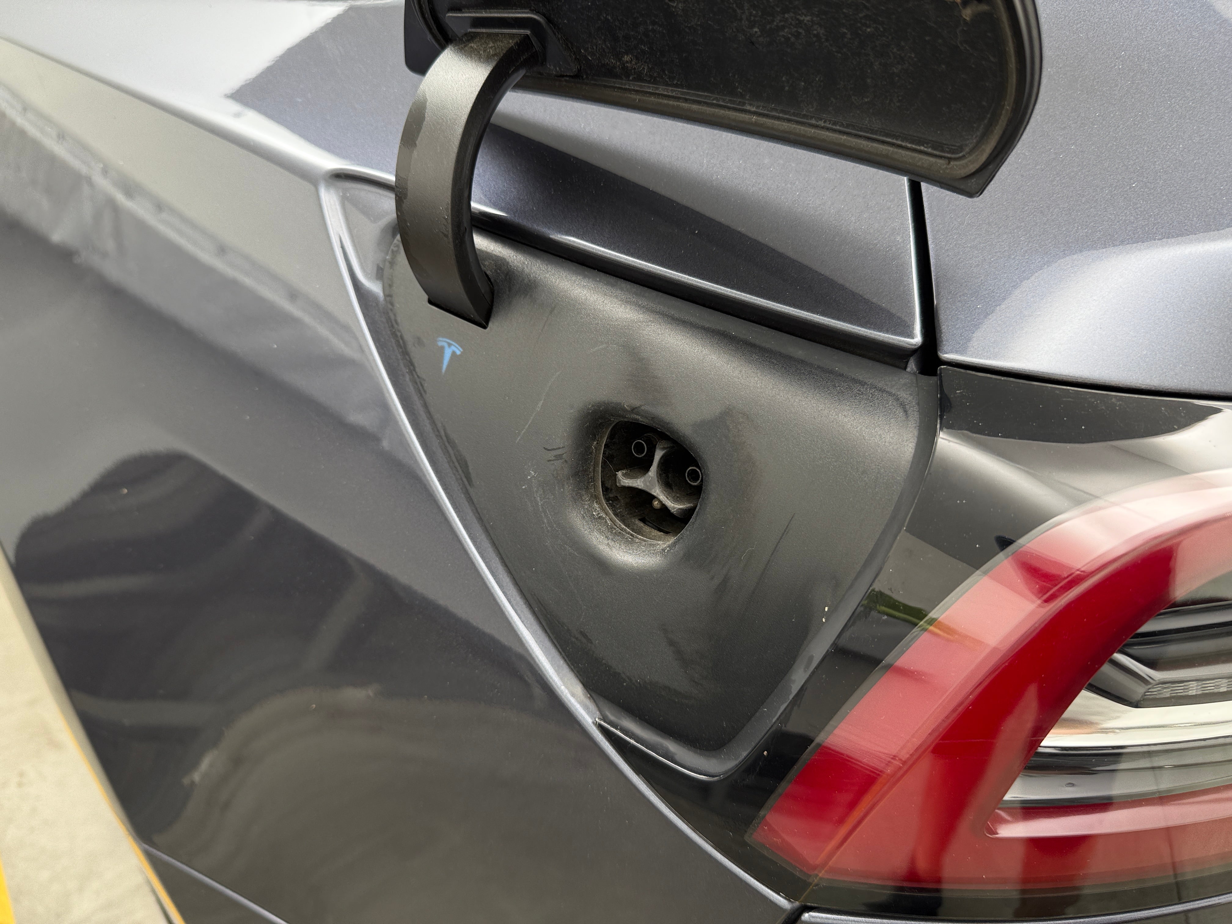 Used 2020 Tesla Model 3 Base with VIN 5YJ3E1EB1LF647589 for sale in Oak Creek, WI