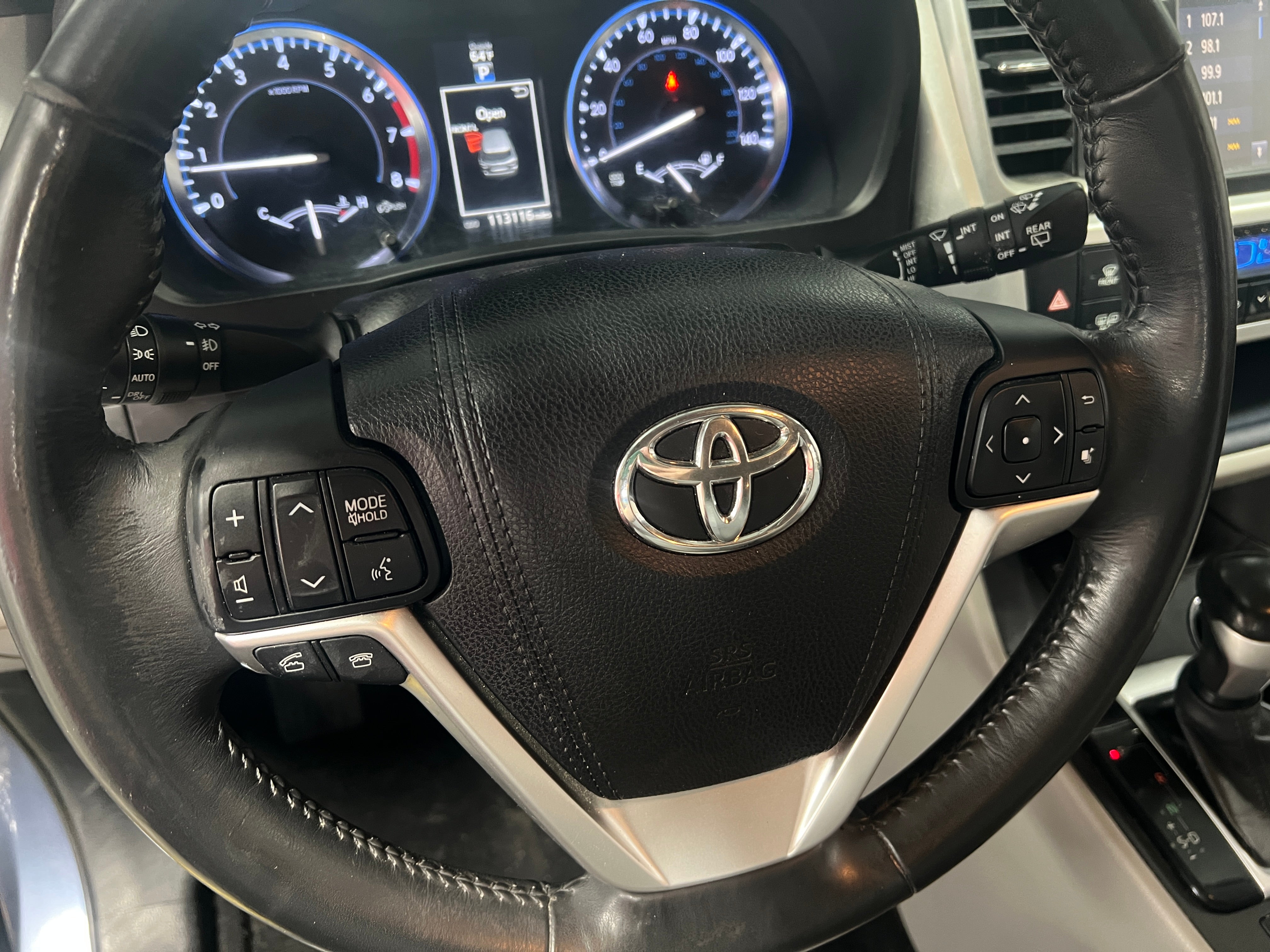 2015 Toyota Highlander XLE 4