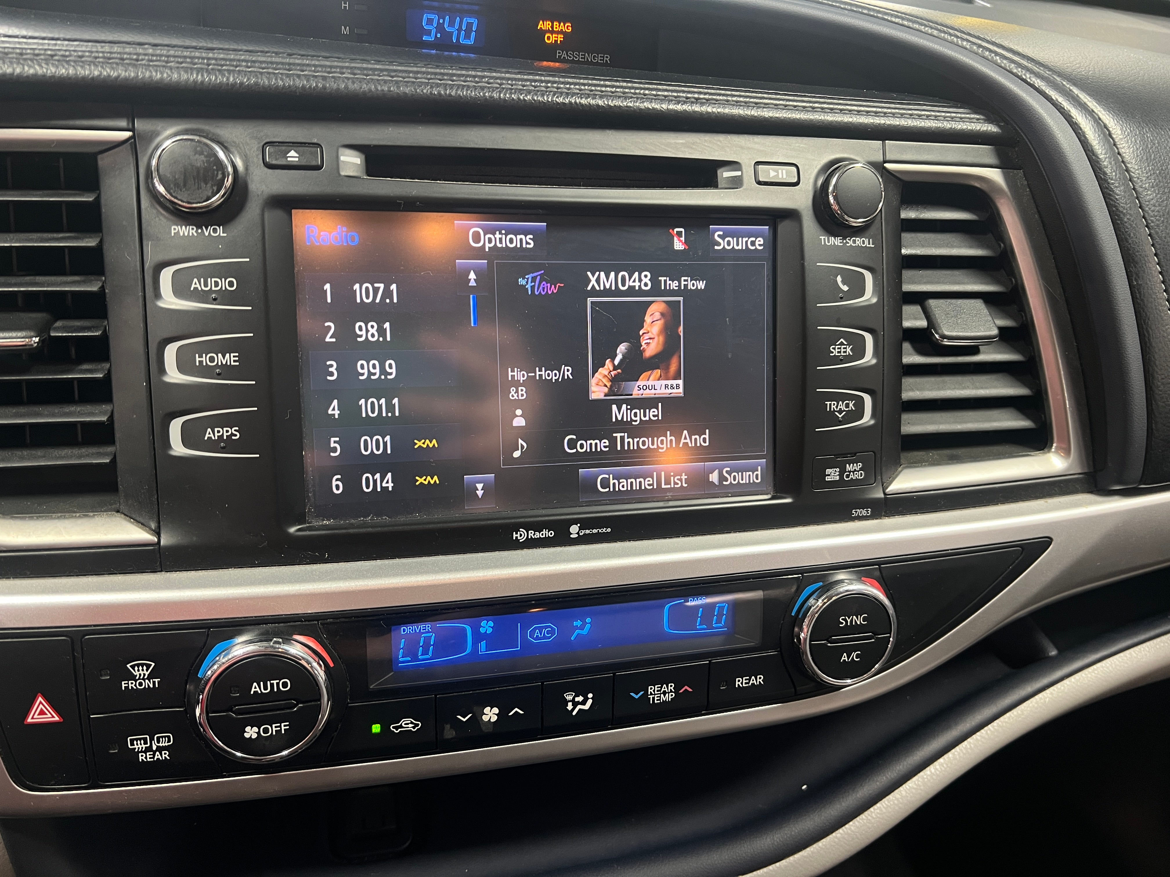2015 Toyota Highlander XLE 3