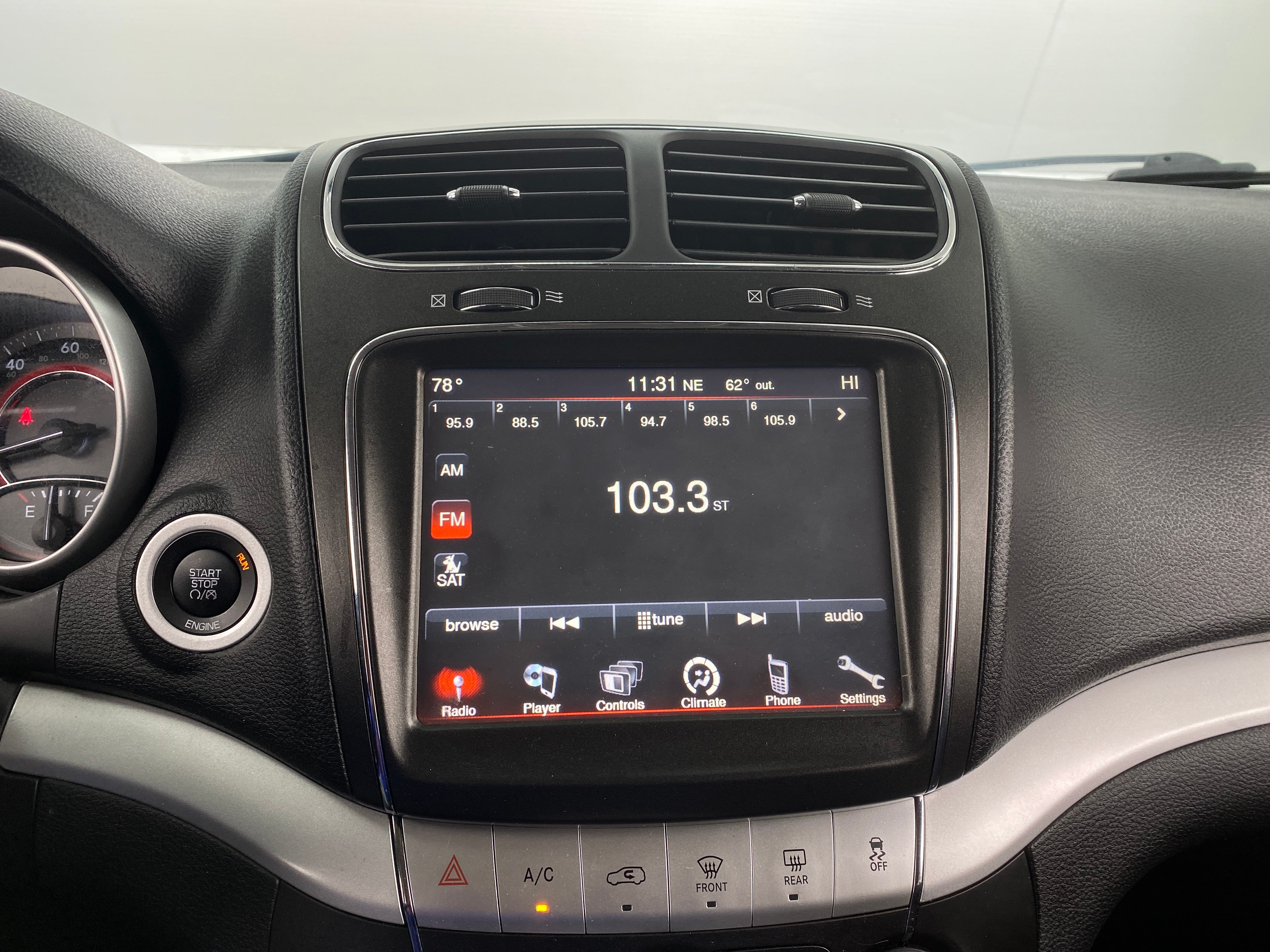2014 Dodge Journey SXT 4