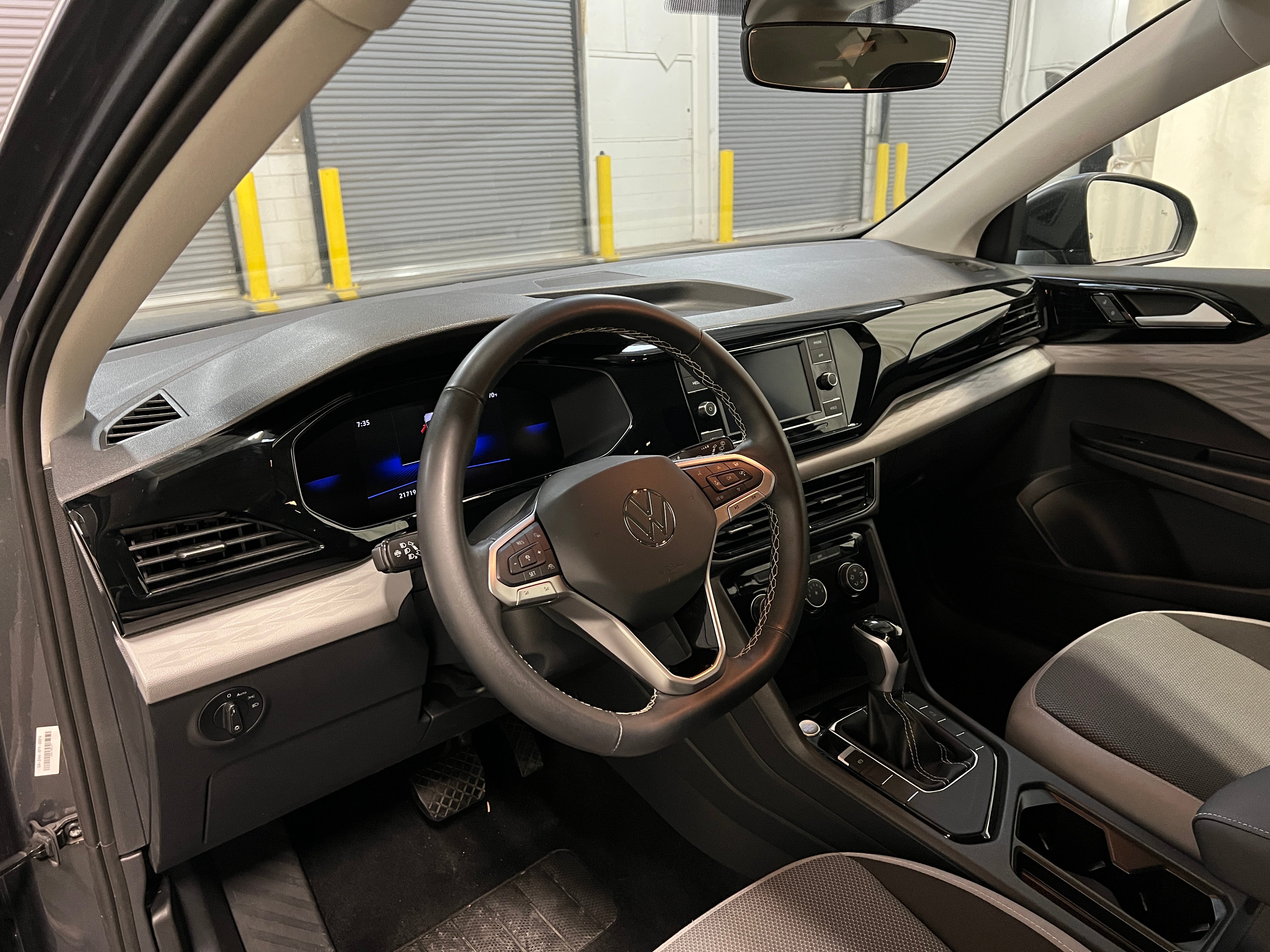 2024 Volkswagen Taos S 3