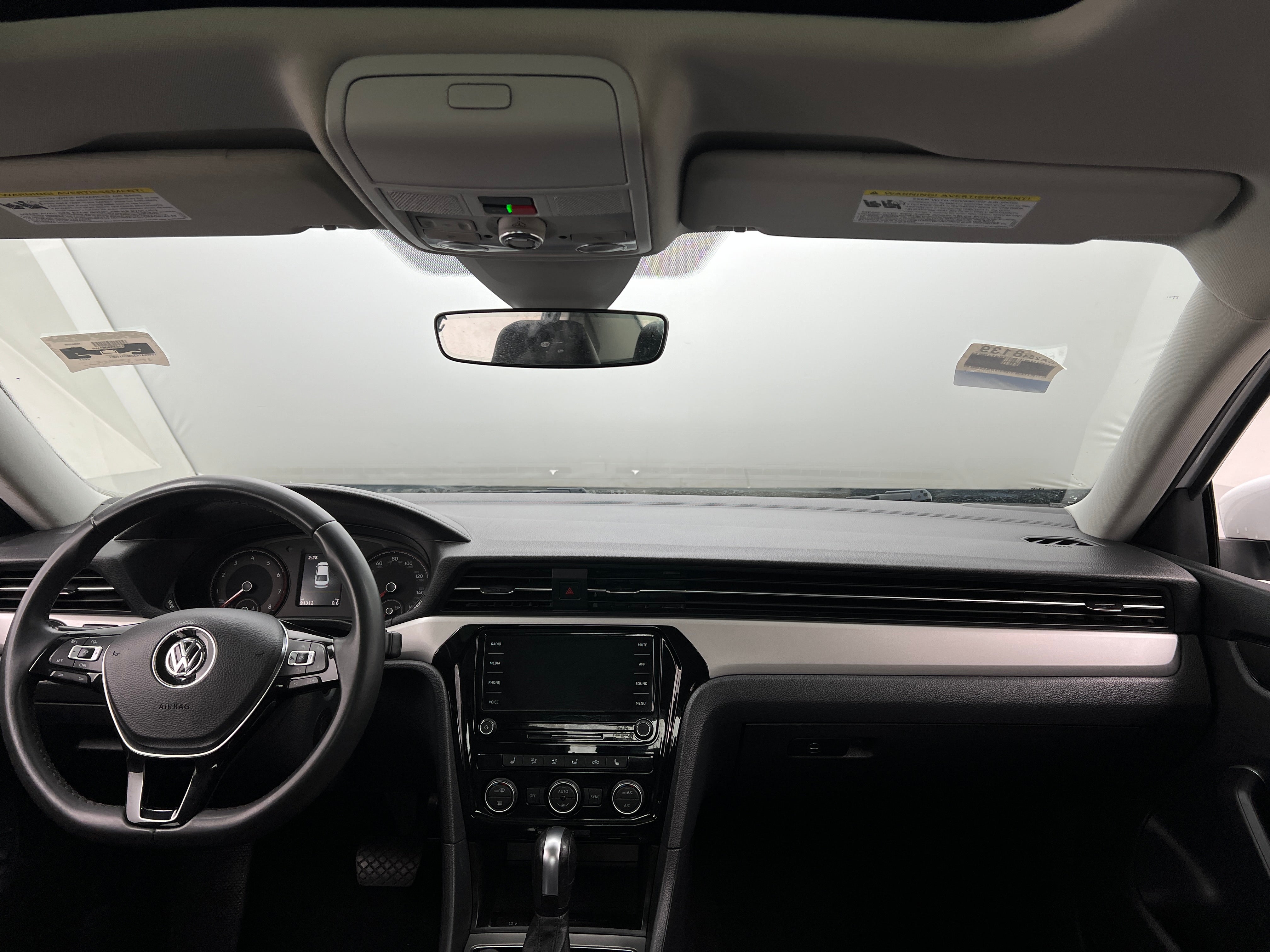2021 Volkswagen Passat SE 2