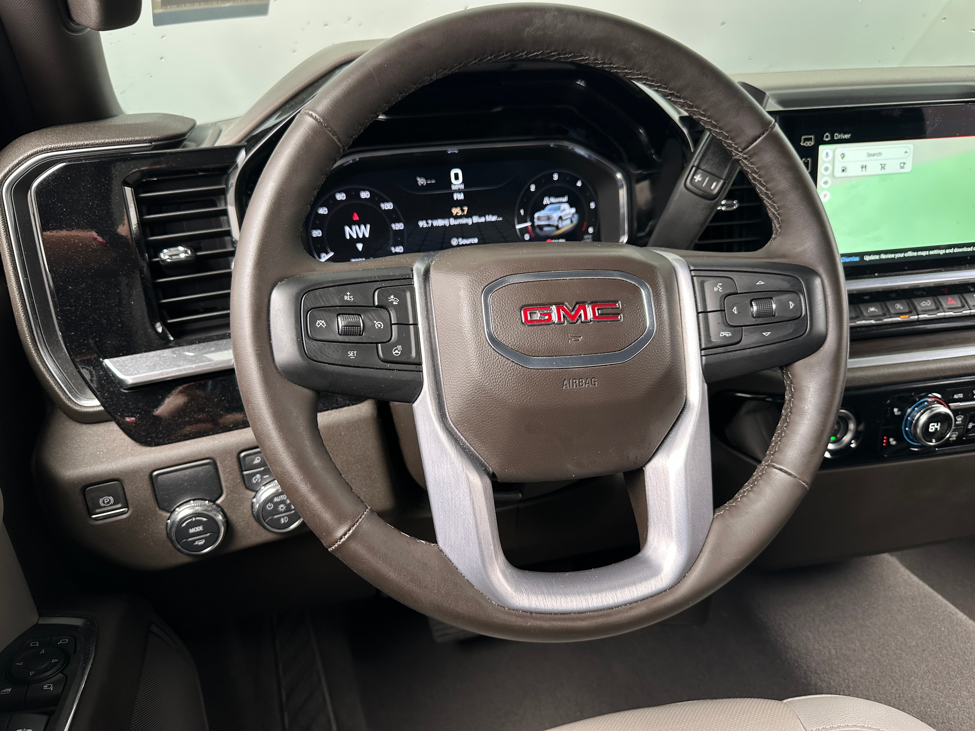 2024 GMC Sierra 1500 SLT 4