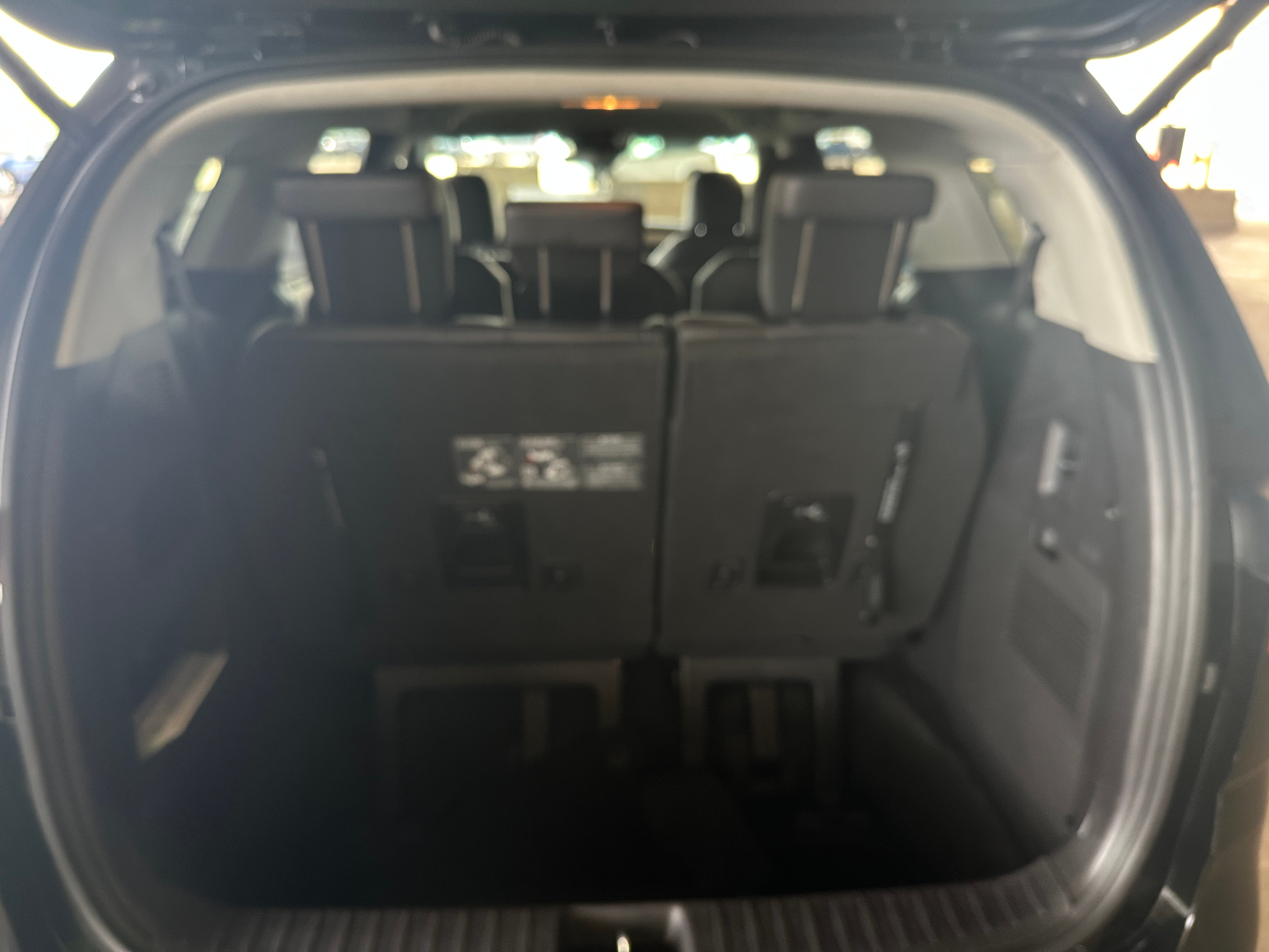 2023 Kia Carnival EX 6