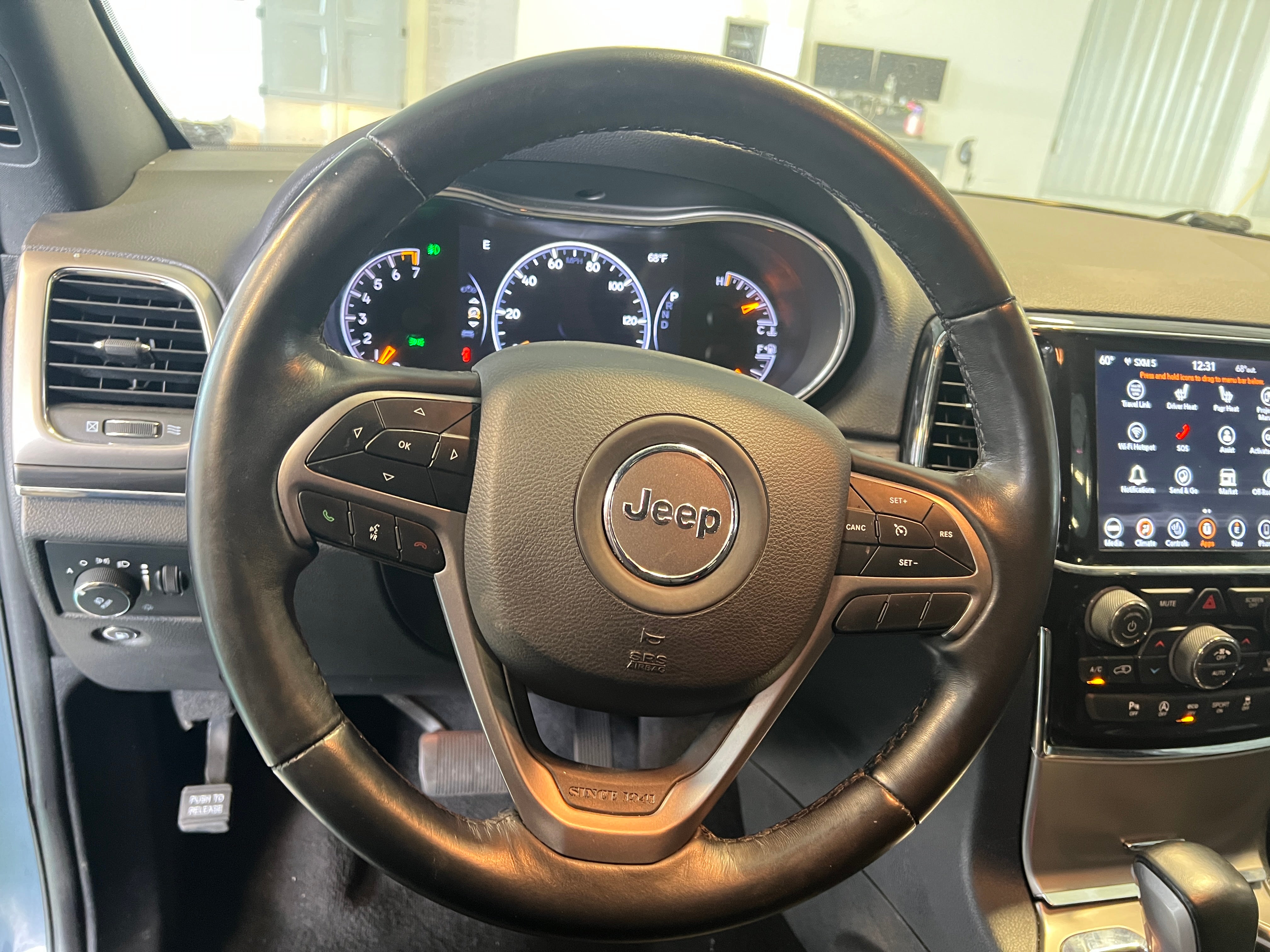 2021 Jeep Grand Cherokee Limited Edition 4