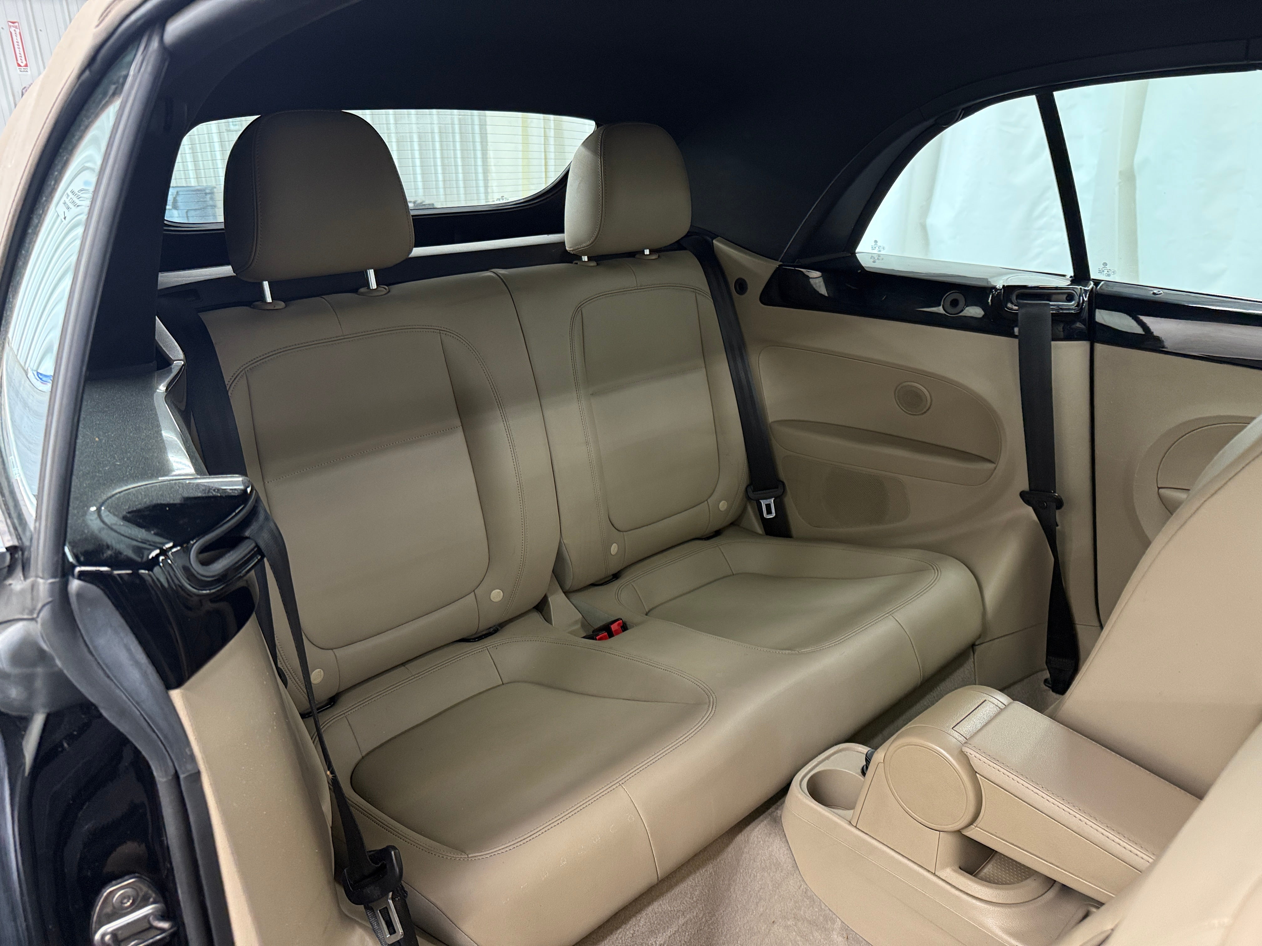2014 Volkswagen Beetle  5