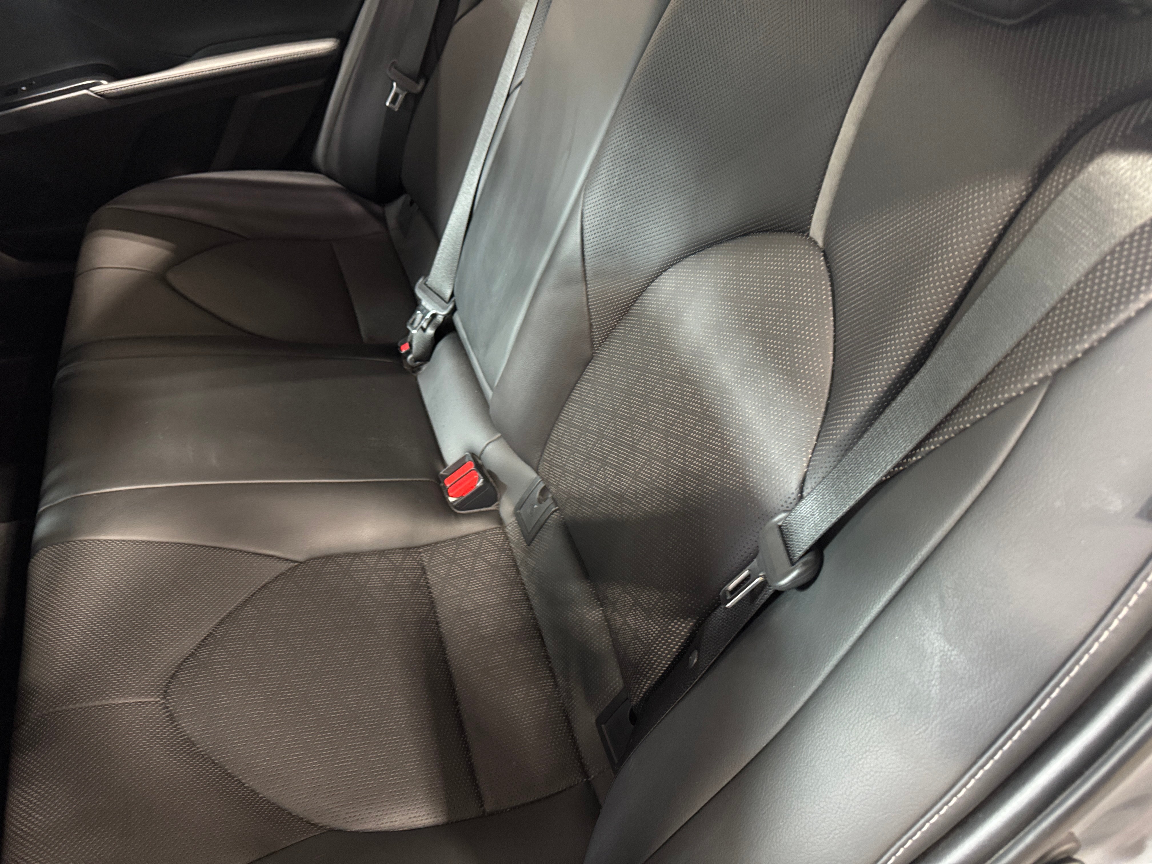 2020 Toyota Camry XSE 5