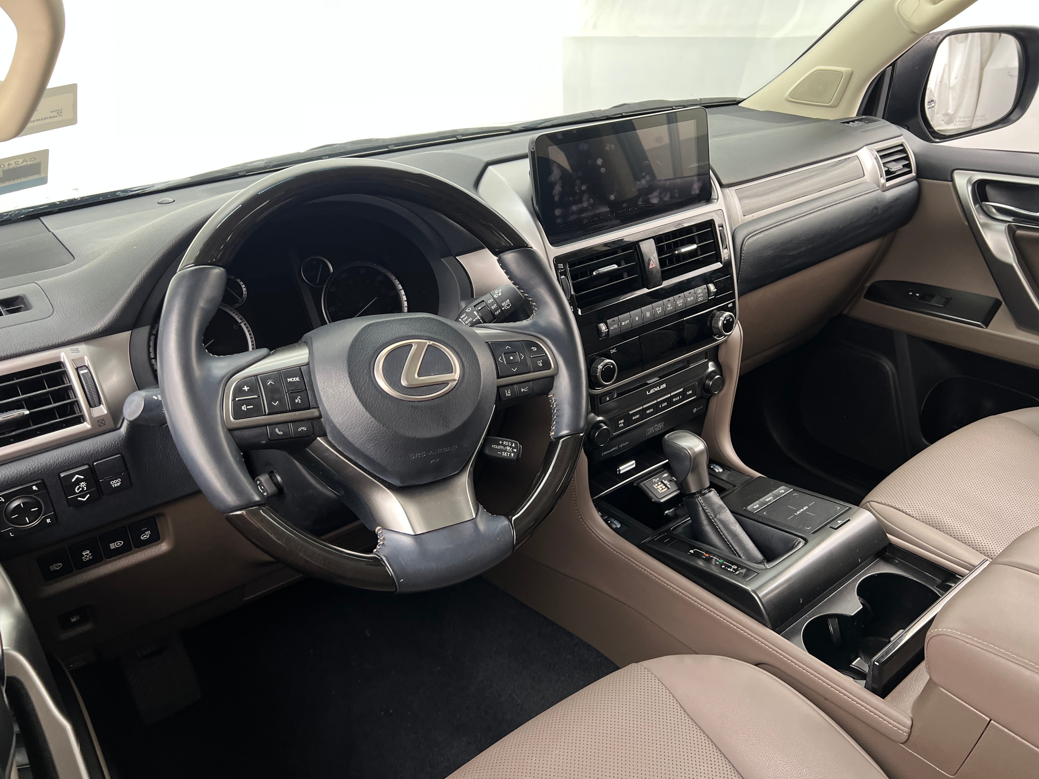 2023 Lexus GX 460 2