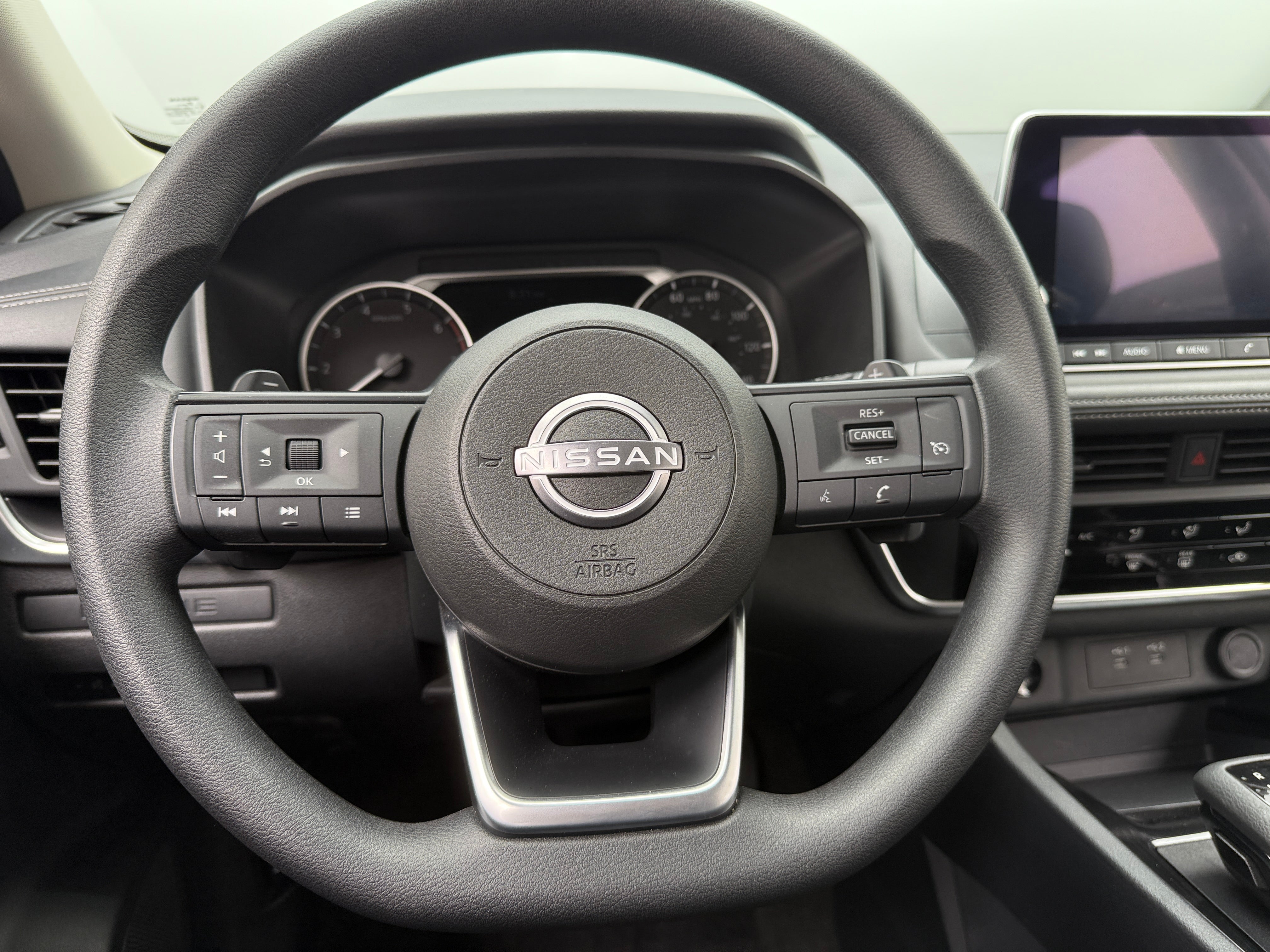 2024 Nissan Rogue S 5