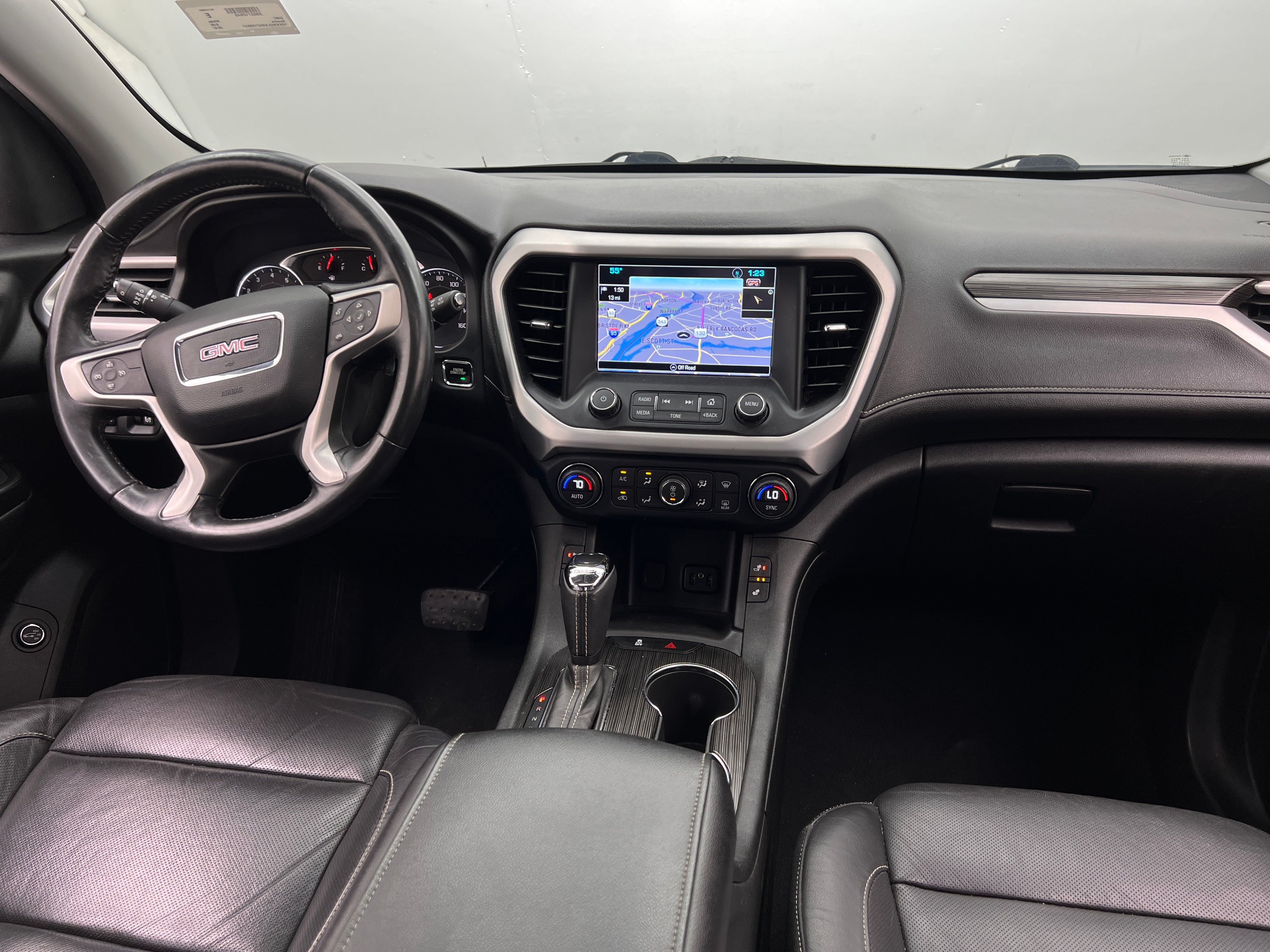 2017 GMC Acadia SLT 2