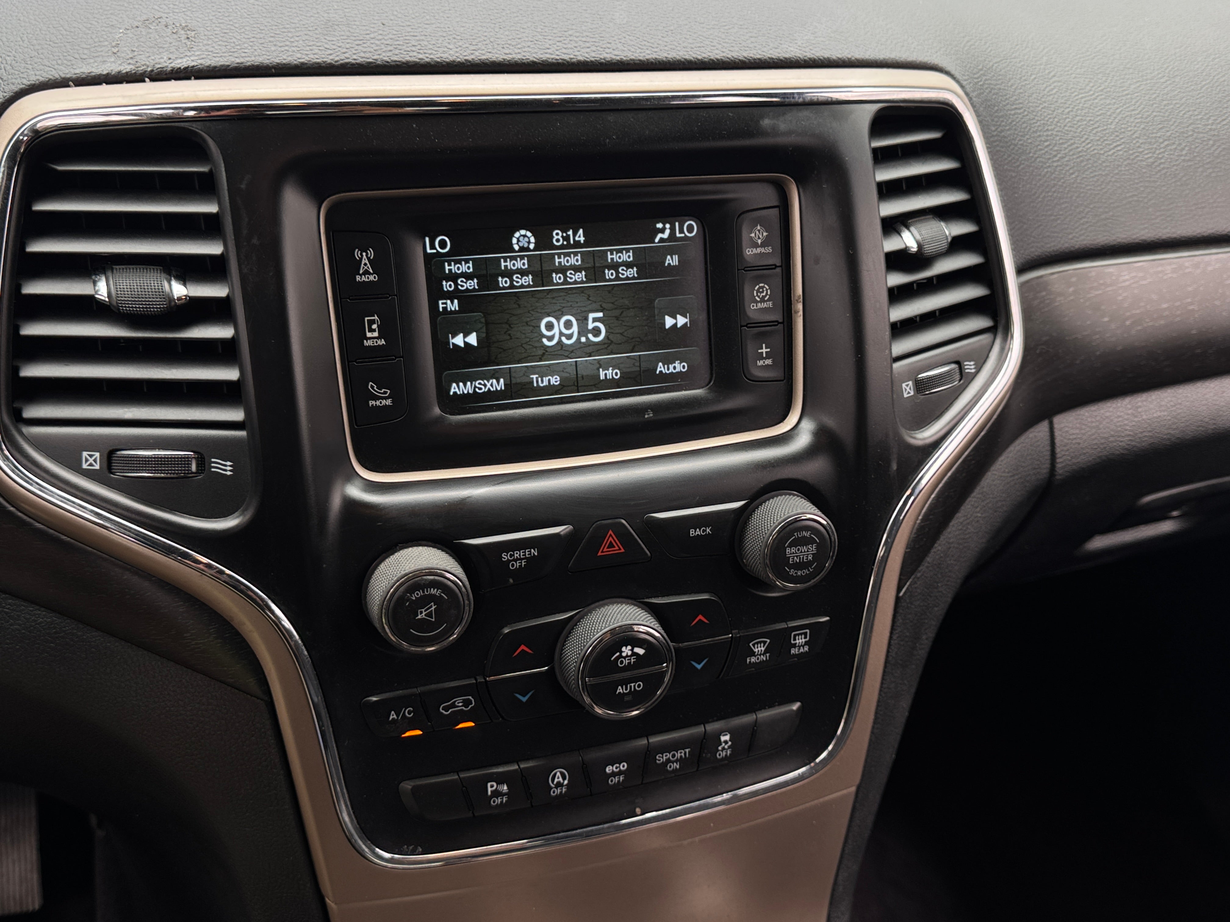 2017 Jeep Grand Cherokee Laredo 4