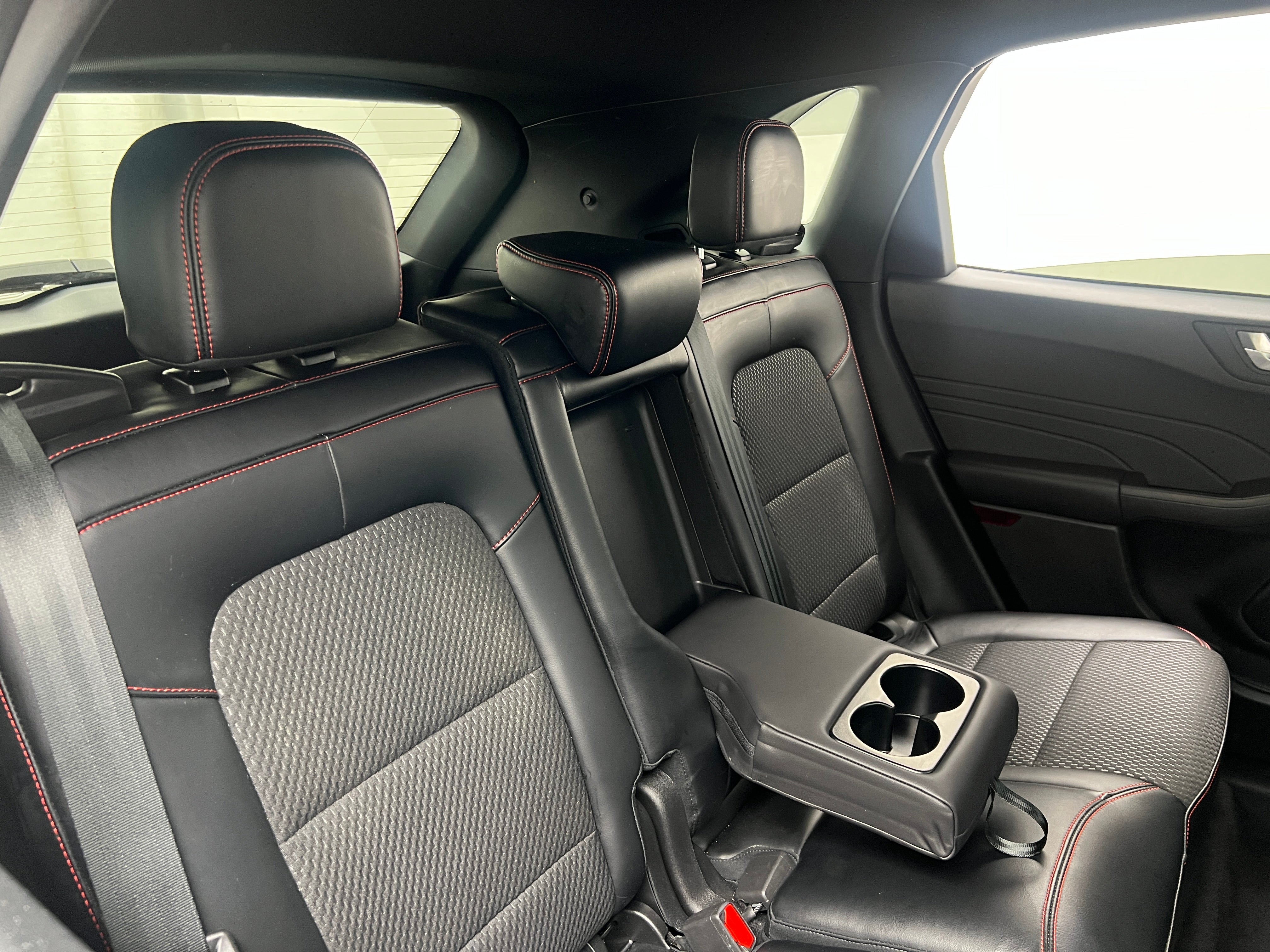 2023 Ford Escape ST-Line 6