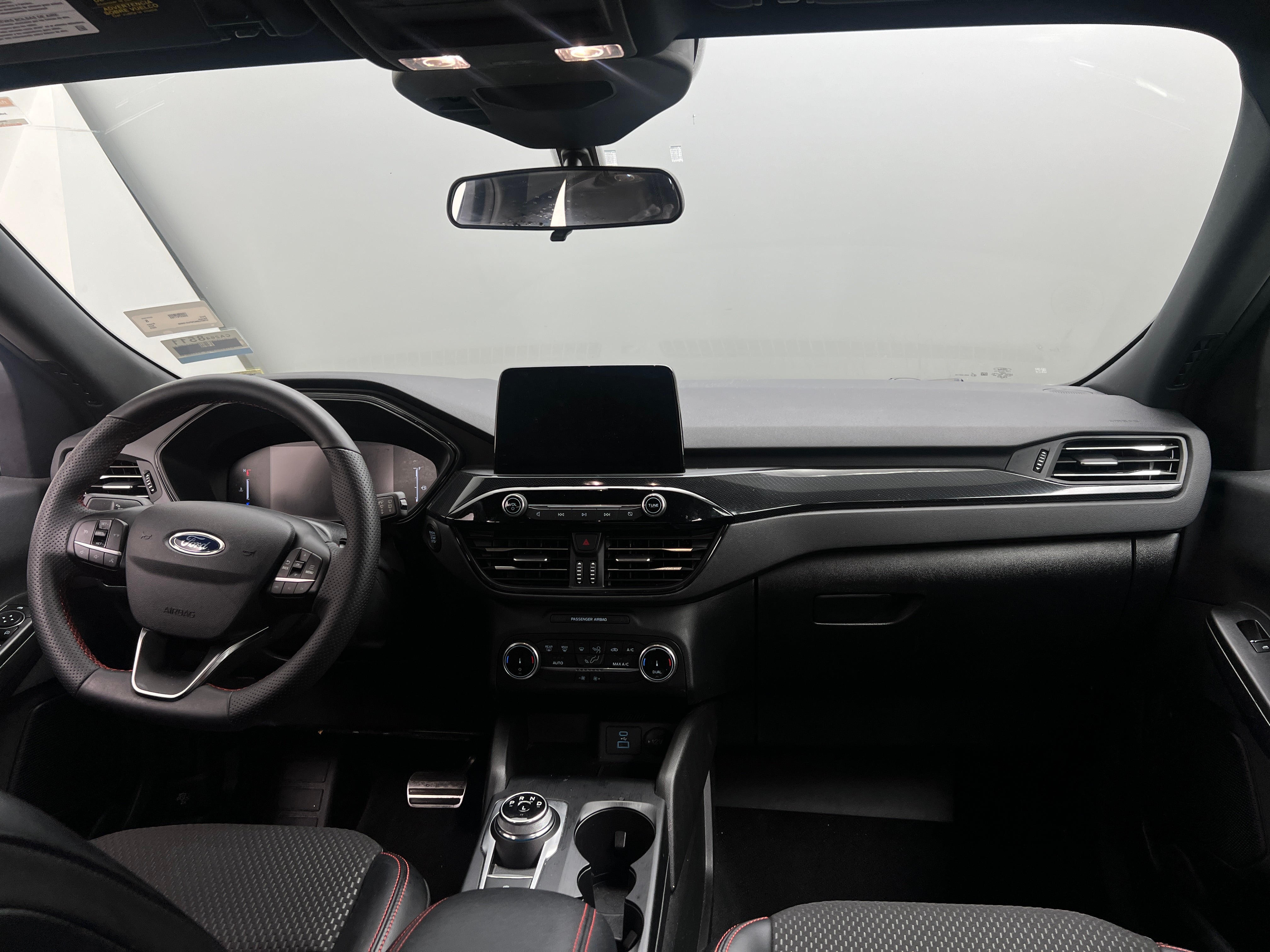 2023 Ford Escape ST-Line 3