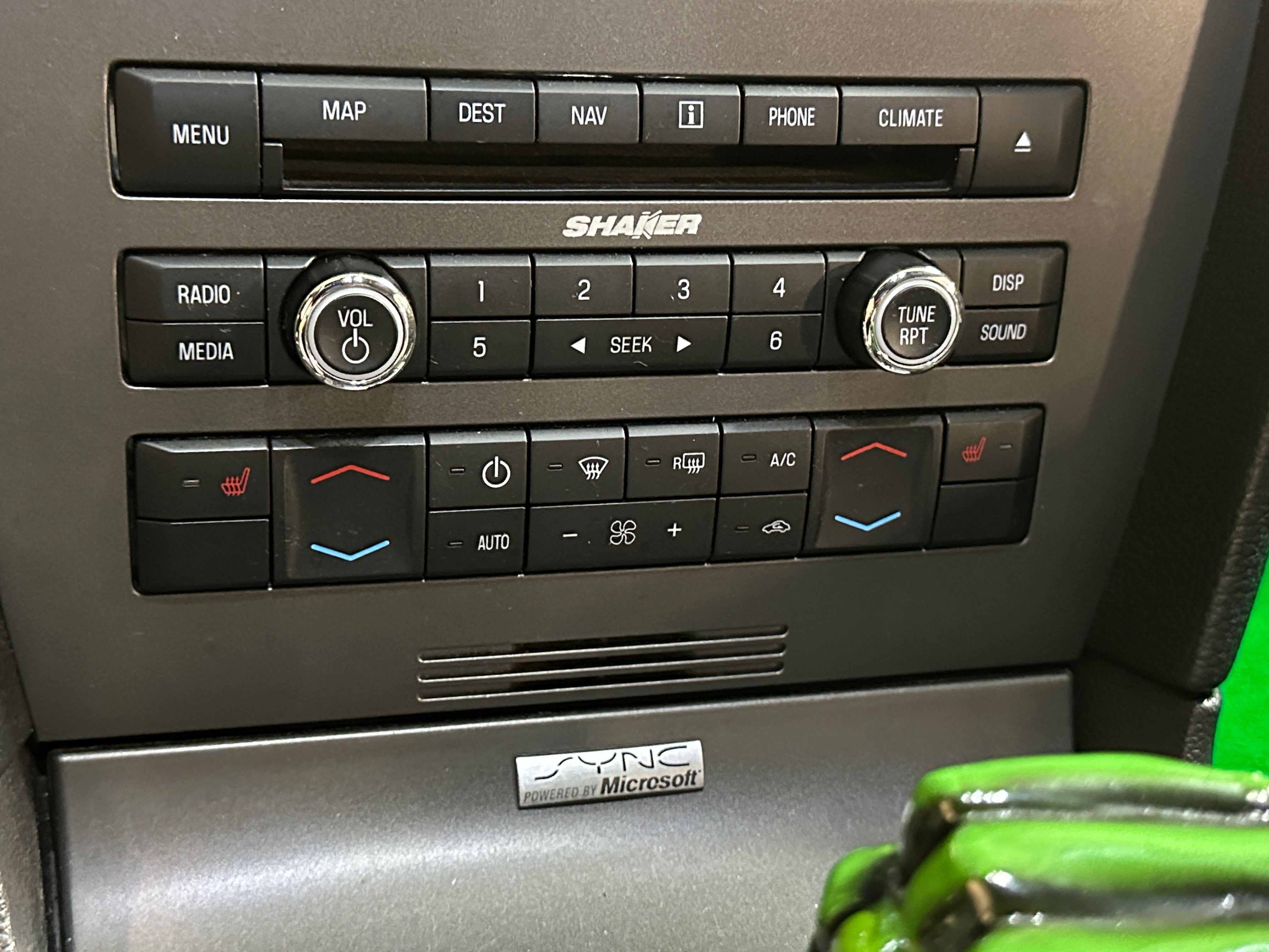 2014 Ford Mustang GT Premium 2