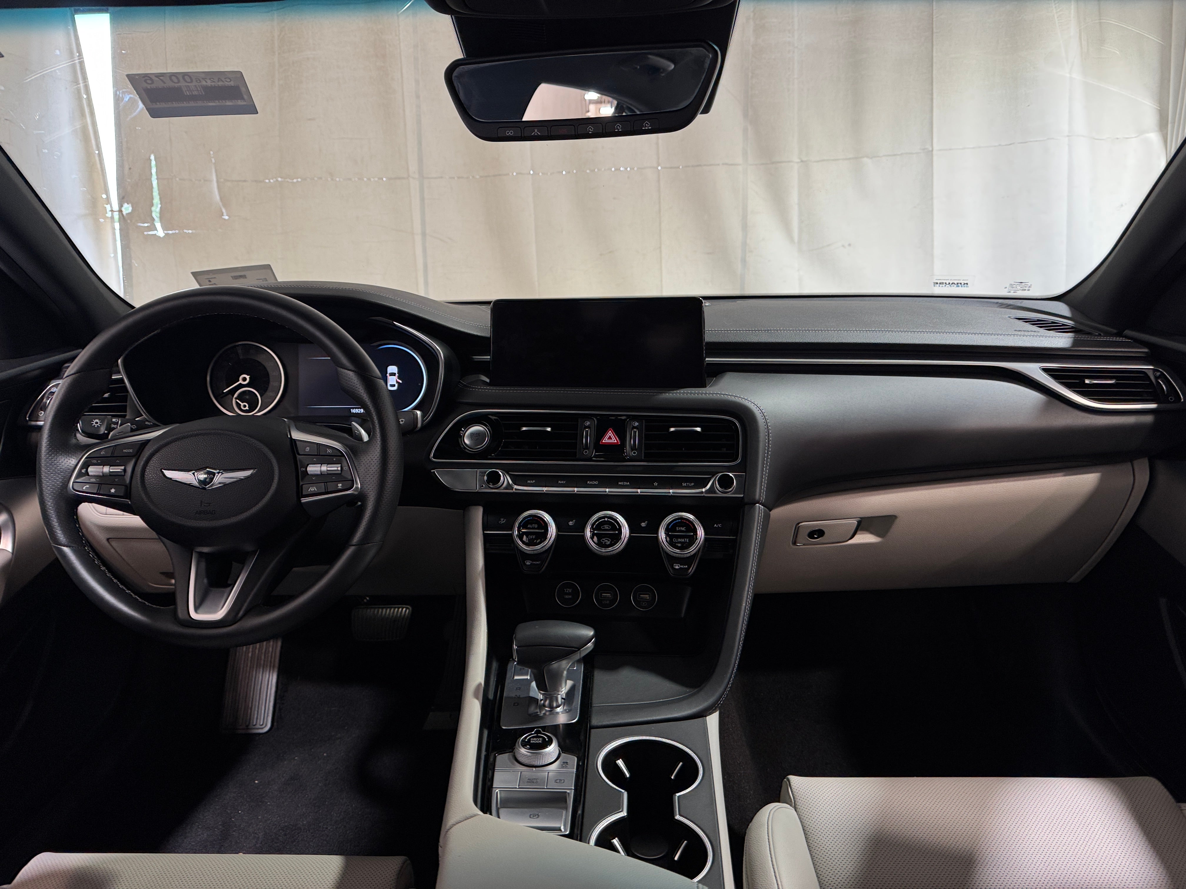 2023 Genesis G70 2.0T 2