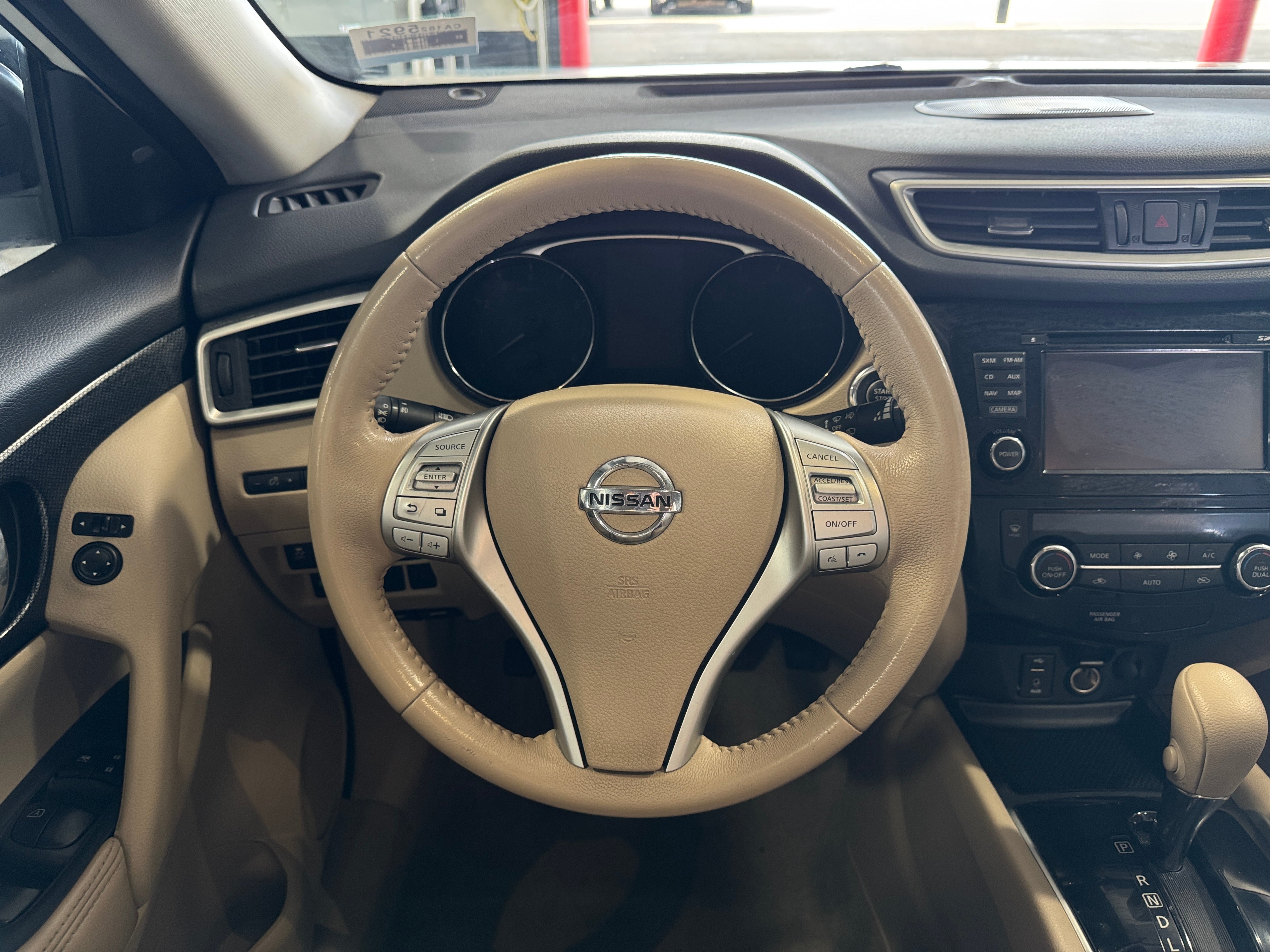 2015 Nissan Rogue SL 4