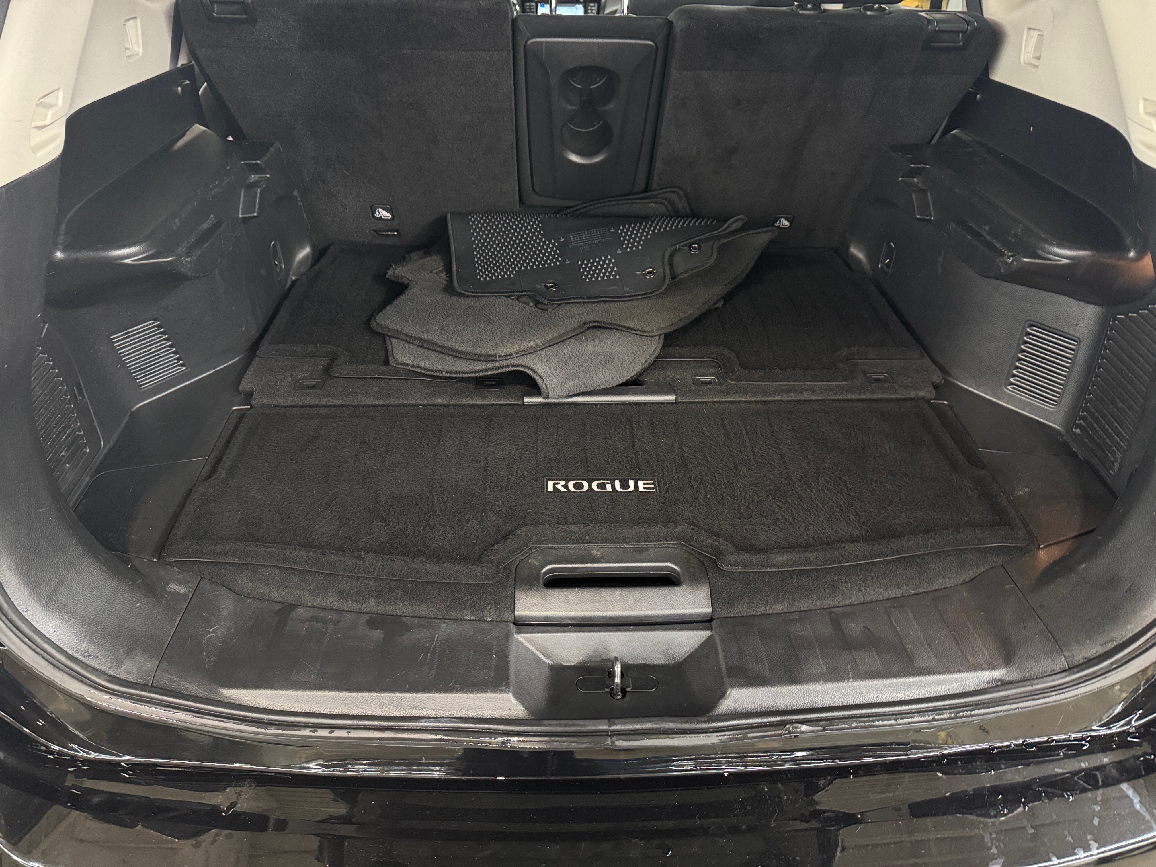 2016 Nissan Rogue SV 7
